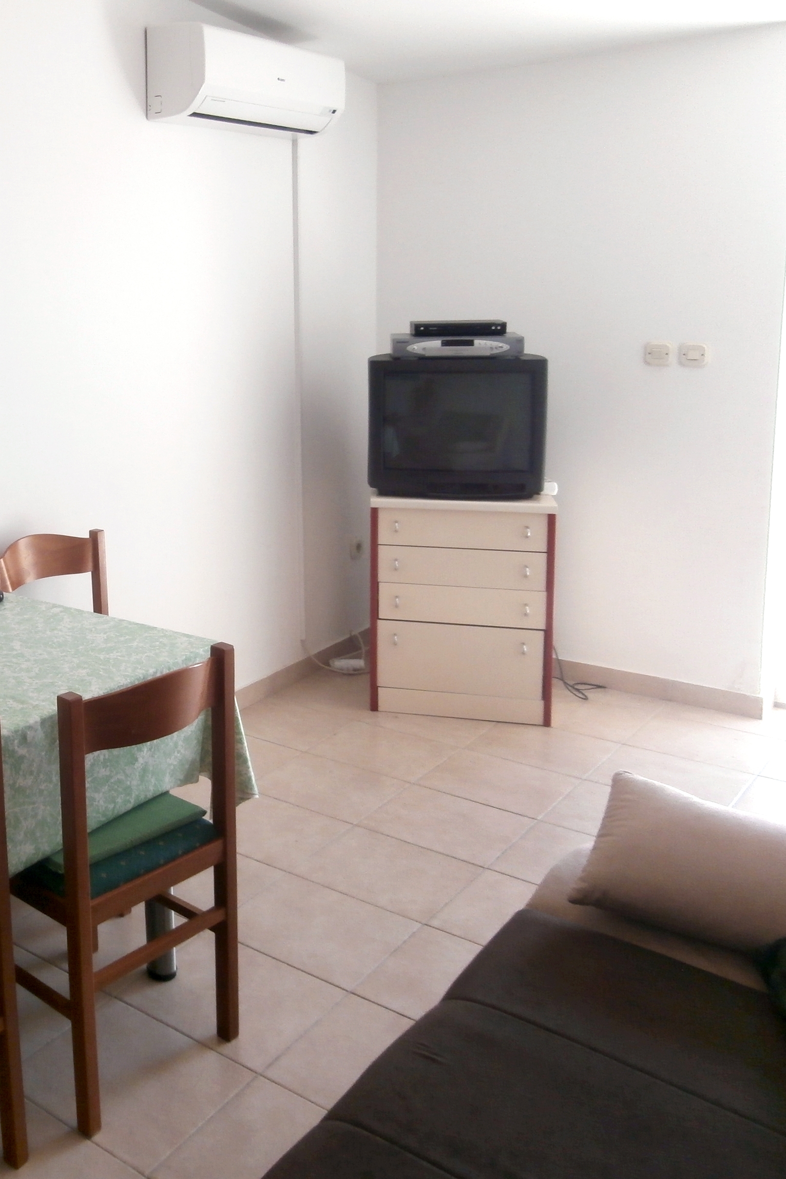 One bedroom apartment with terrace Ljubač, Zadar  A-a