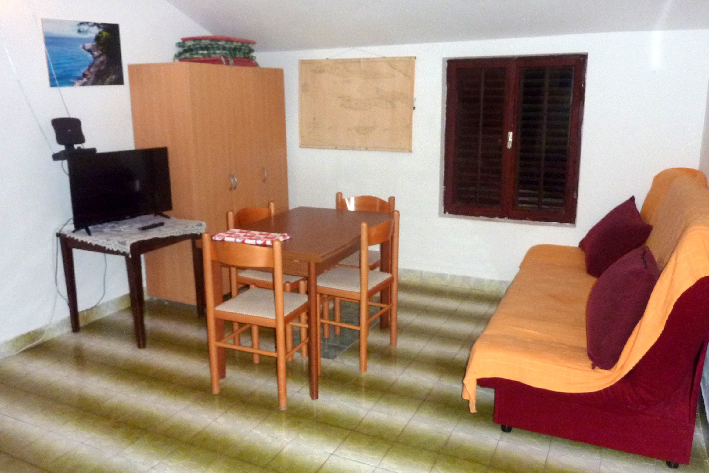 Two bedroom apartment near beach Mudri Dolac, Hvar  A-a