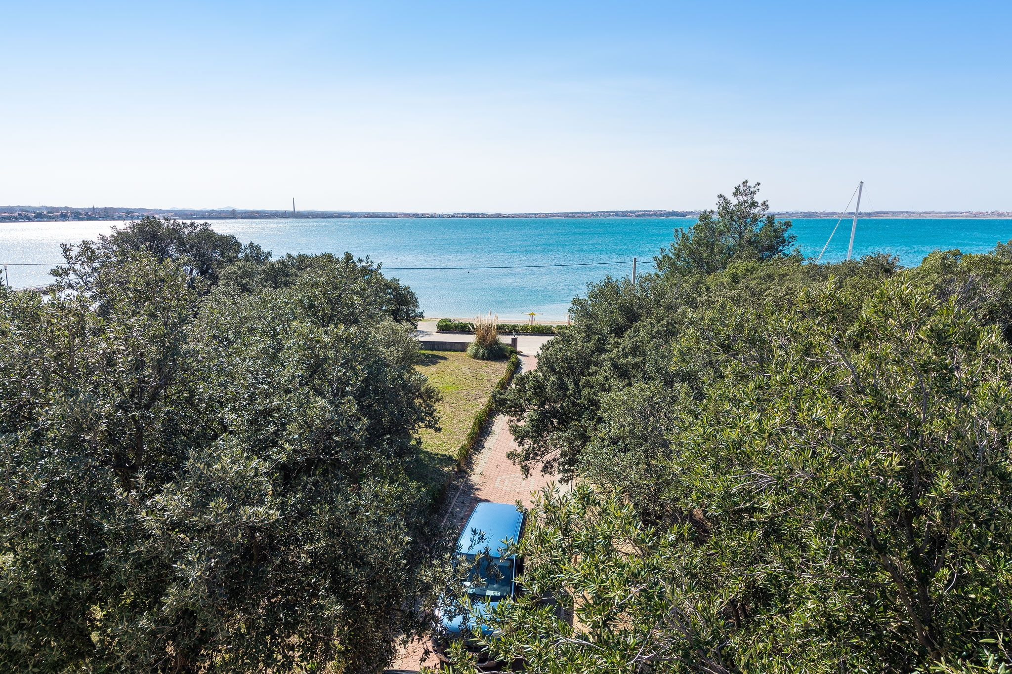 One bedroom apartment near beach Vrsi - Mulo, Zadar  A-e