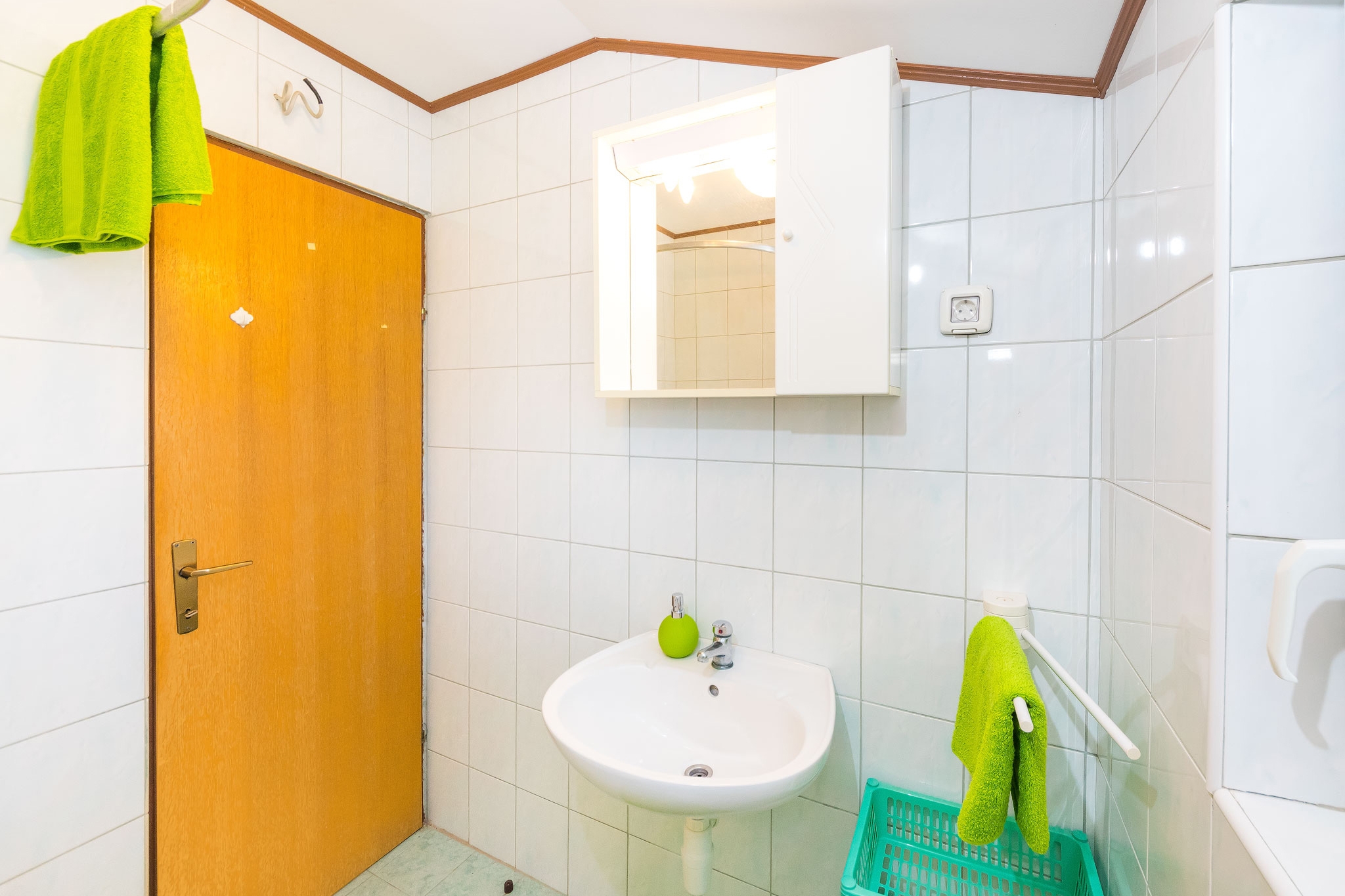 Two bedroom apartment near beach Vrsi - Mulo, Zadar  A-f