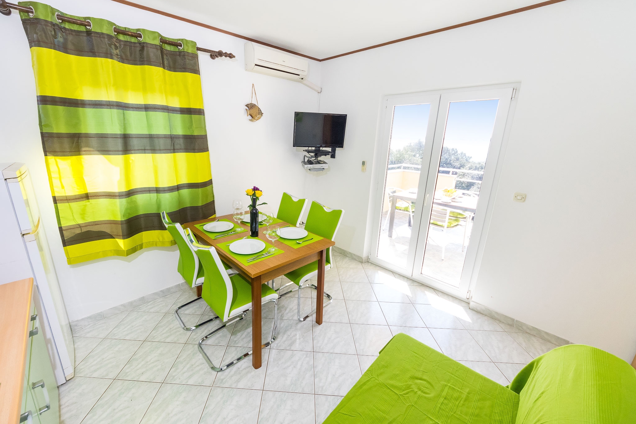 Two bedroom apartment near beach Vrsi - Mulo, Zadar (A-5951-f) Two bedroom apartment near beach Vrsi - Mulo, Zadar (A-5951-f)