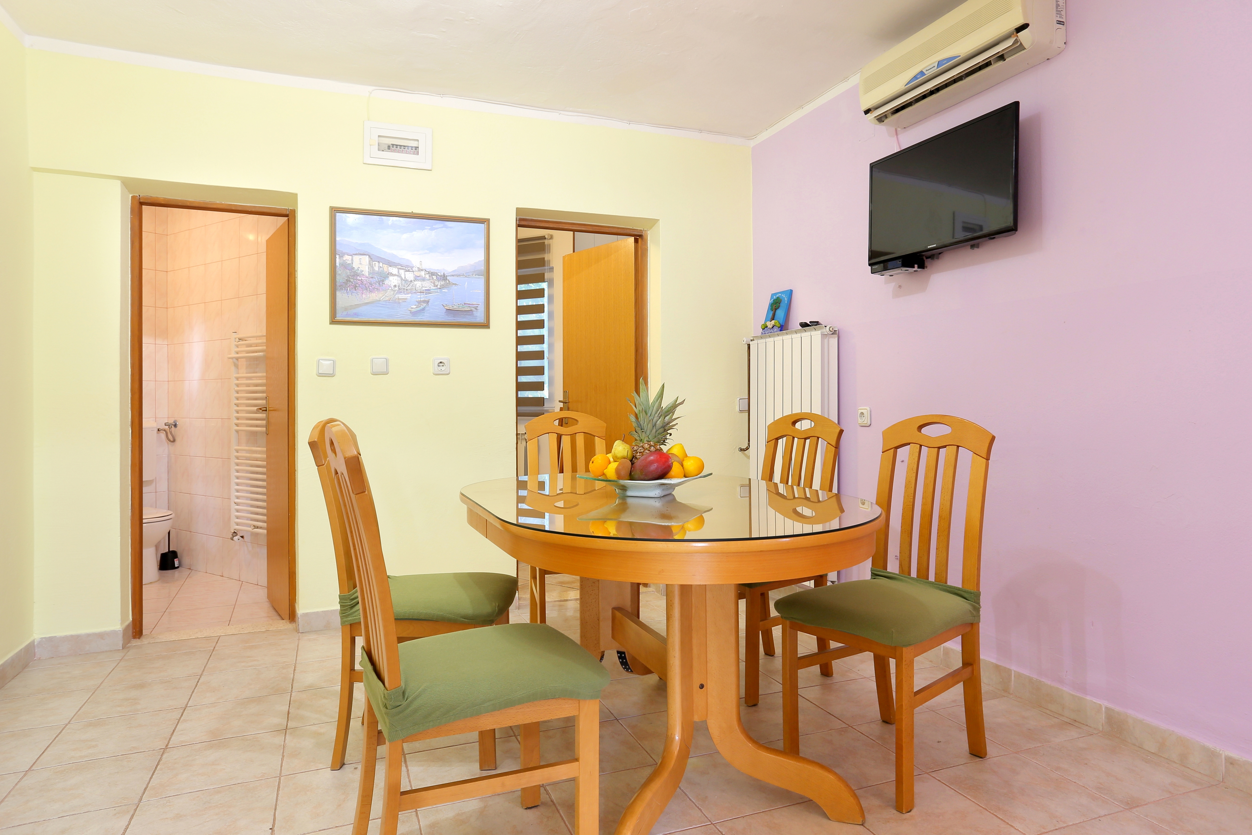 Three bedroom apartment with terrace Marina (Trogir) (A-5953-b) Three bedroom apartment with terrace Marina (Trogir) (A-5953-b)