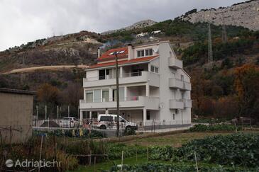 Property Zakučac, Omiš, Property 5954 - Apartments with sandy beach.