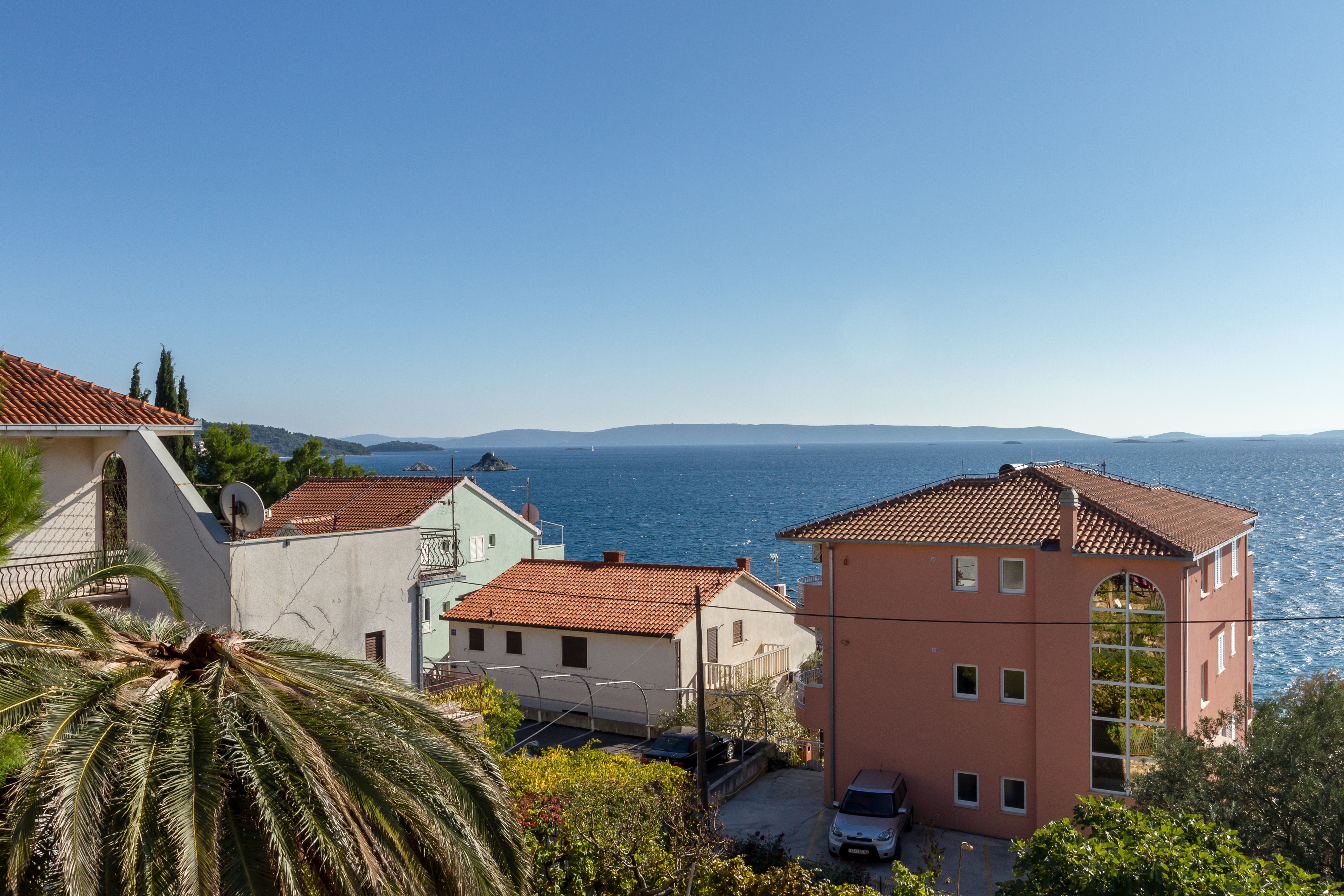 One bedroom apartment near beach Seget Vranjica, Trogir  A-a