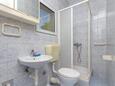 Ванная комната Seget Vranjica, Ванная комната в размещении типа apartment, WiFi.