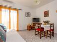 Dining room Seget Vranjica, Dining room in the apartment, air condition available and WiFi.