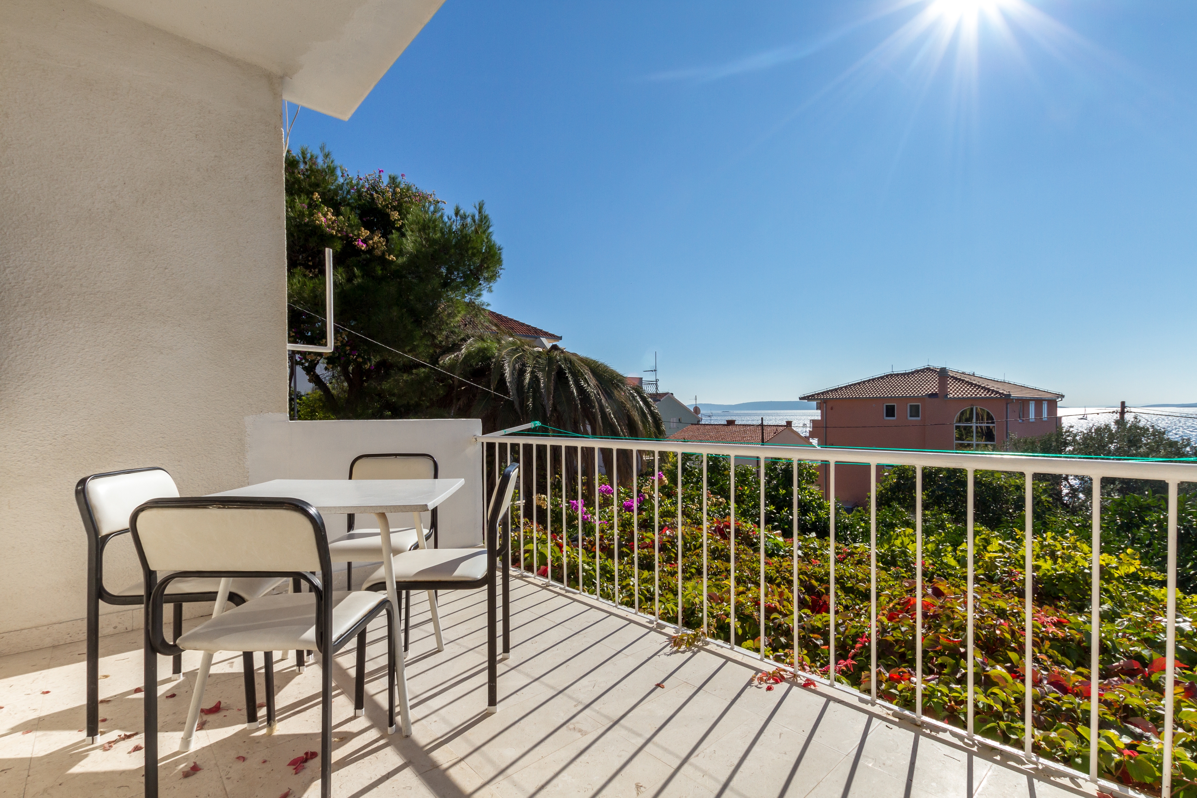 One bedroom apartment near beach Seget Vranjica, Trogir  A-e