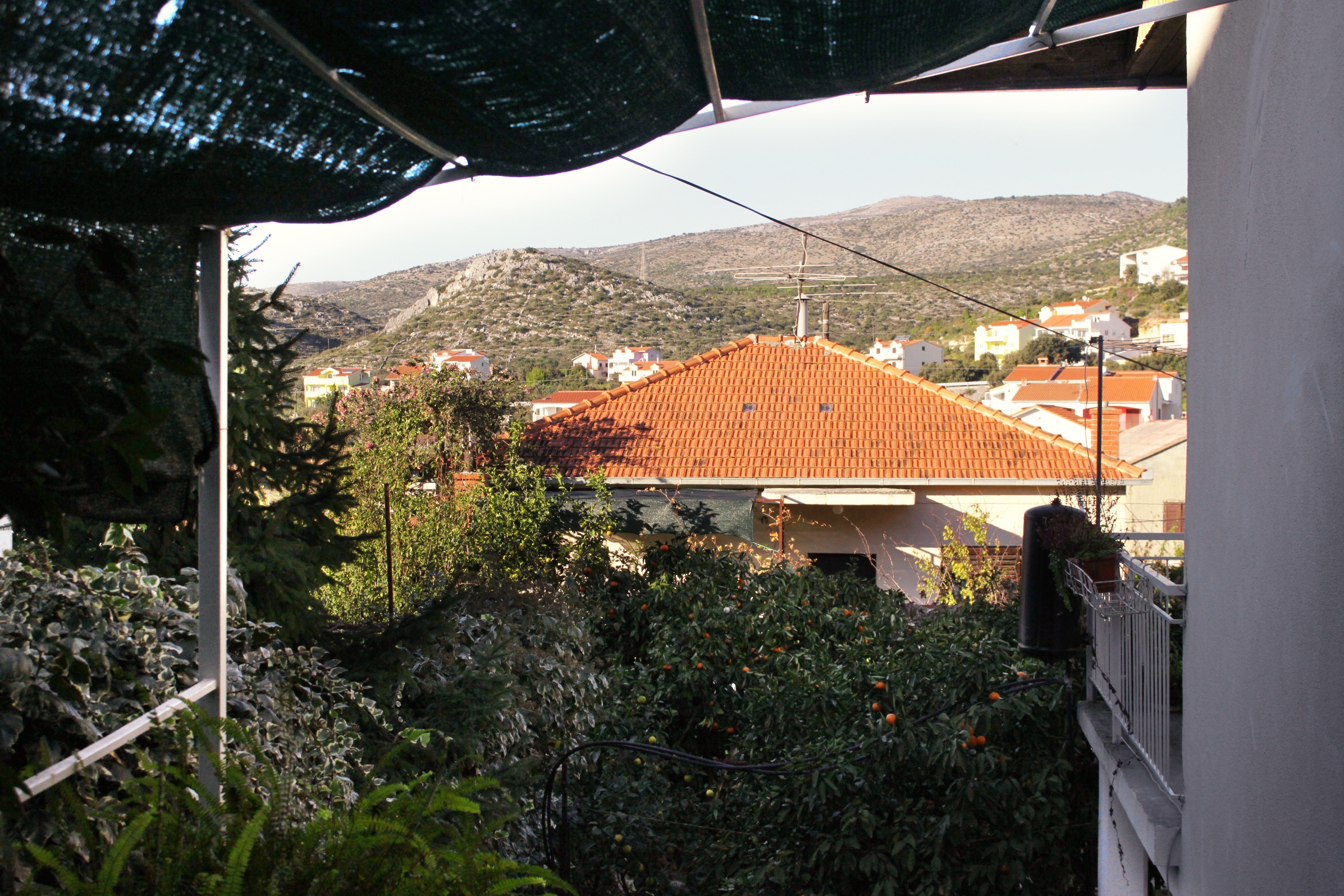 Two bedroom apartment with terrace and sea view Seget Vranjica, Trogir  A-a