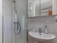 Ванная комната 2 Duće, Ванная комната 2 в размещении типа apartment, WiFi.
