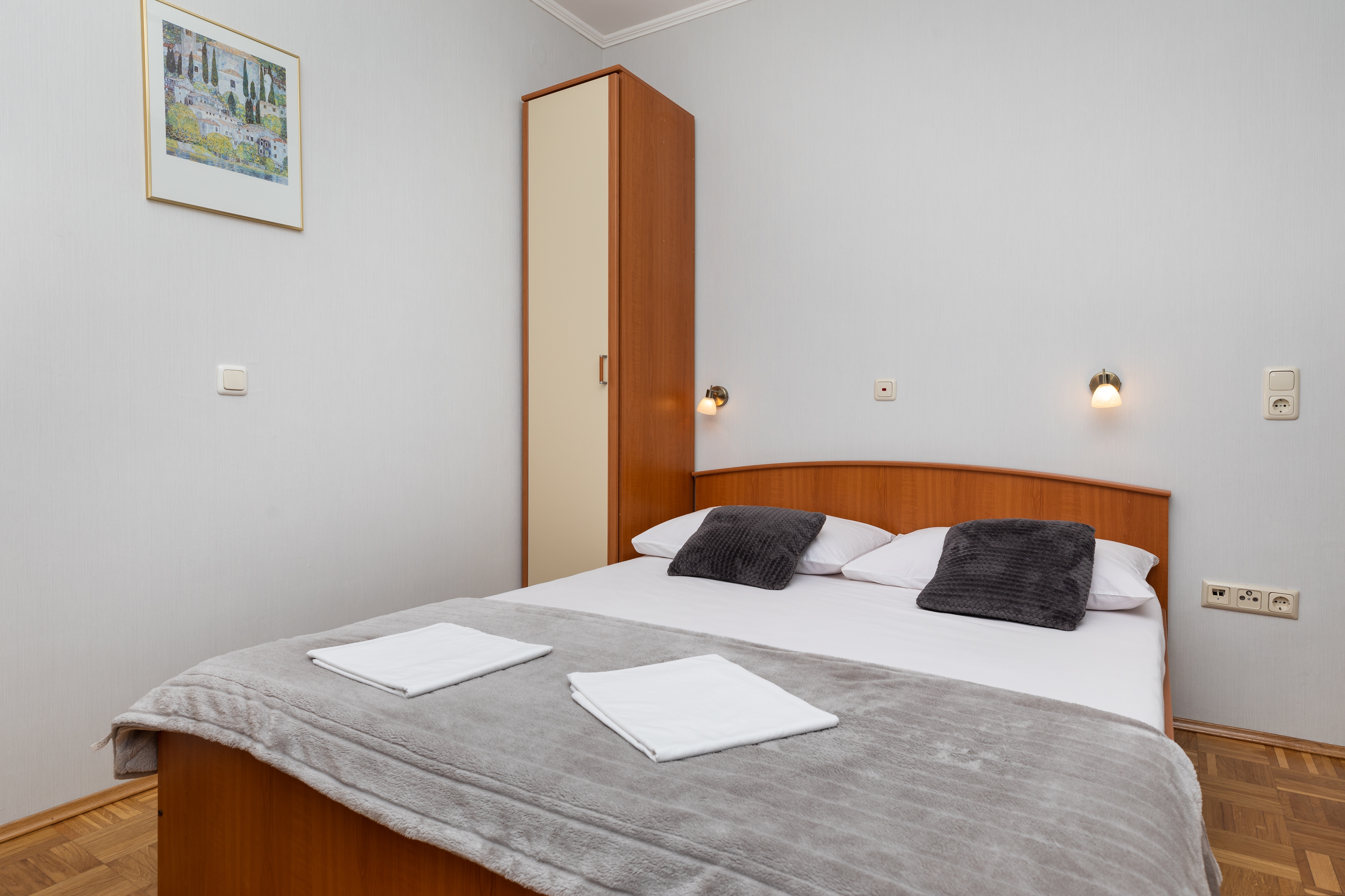 Two bedroom apartment with balcony Duće, Omiš (A-5973-b)