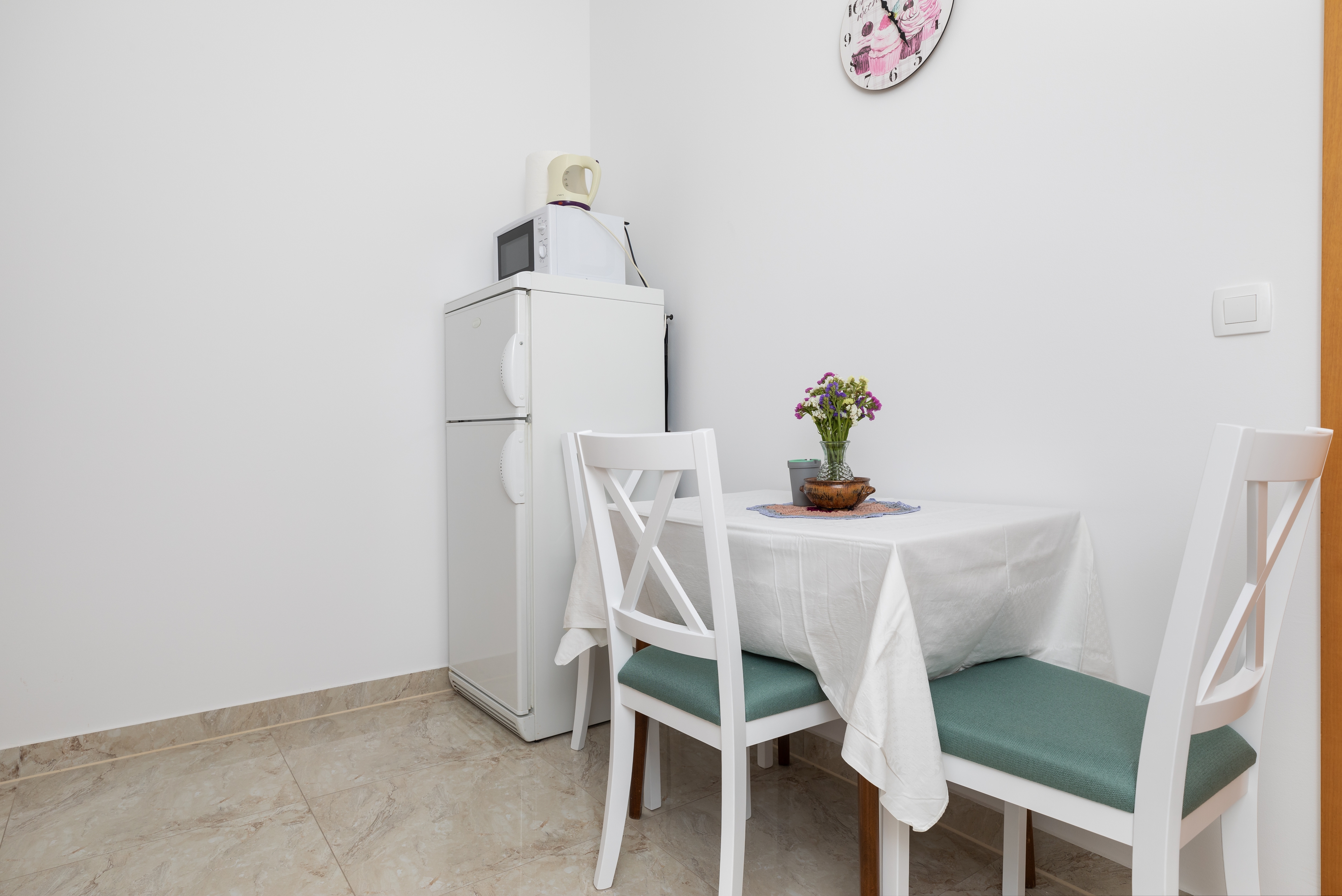 One bedroom apartment with balcony and sea view Pisak, Omiš (A-5975-b) One bedroom apartment with balcony and sea view Pisak, Omiš (A-5975-b)