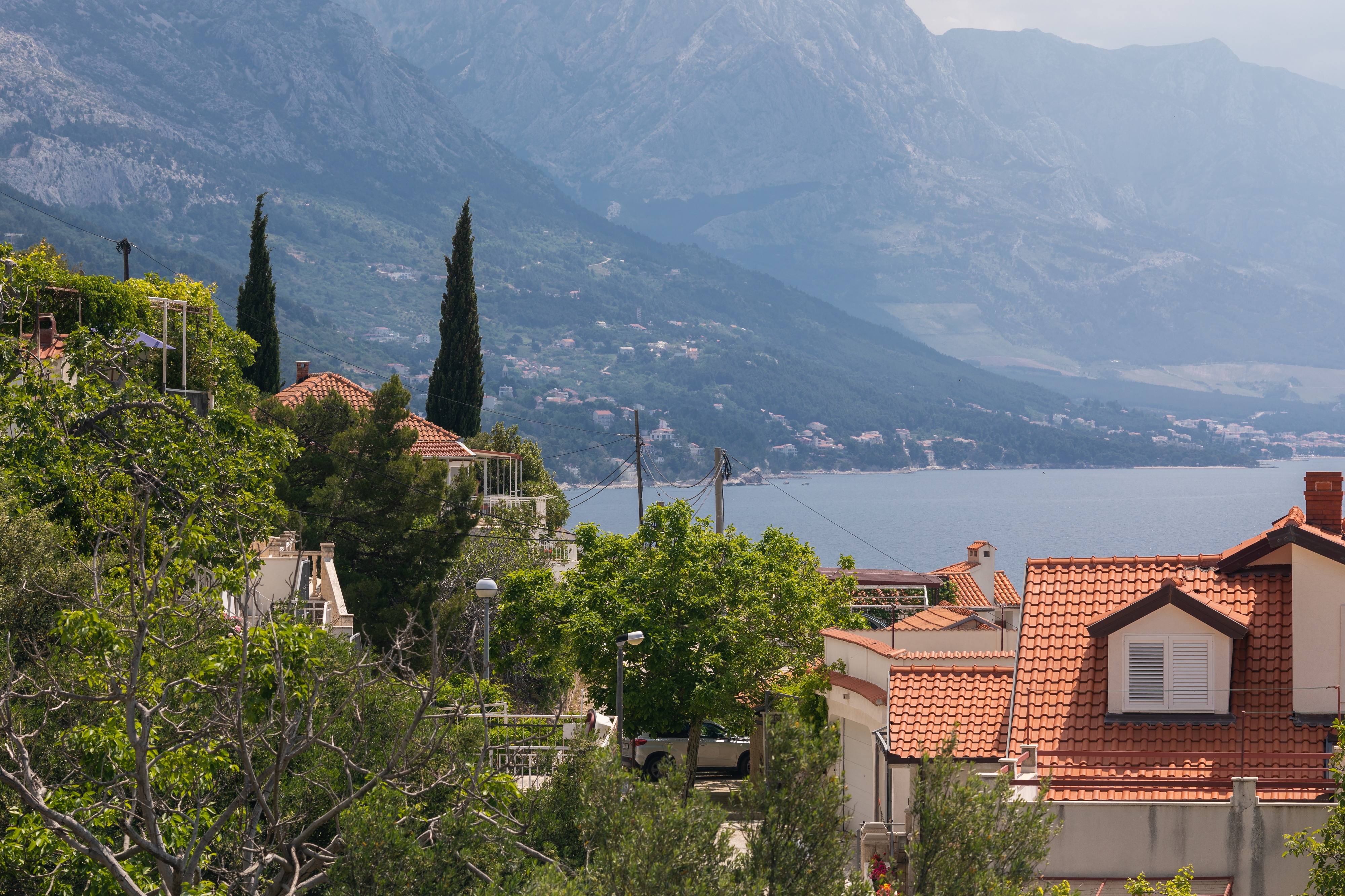 One bedroom apartment with terrace and sea view Pisak, Omiš  A-c