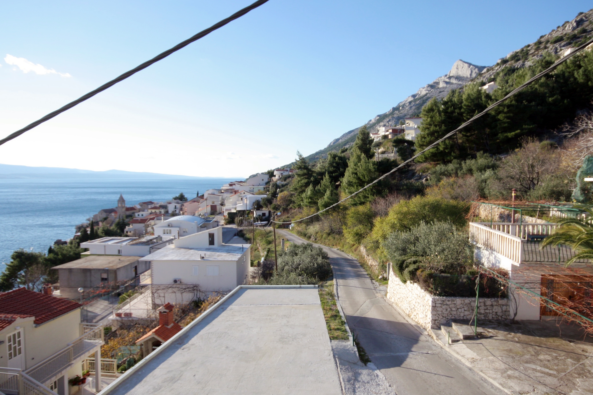 Two bedroom apartment with balcony and sea view Pisak, Omiš  A-e