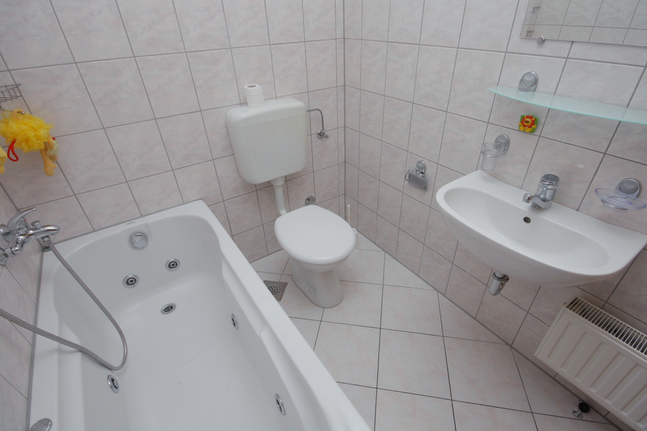 Two bedroom apartment with balcony and sea view Pisak, Omiš  A-e