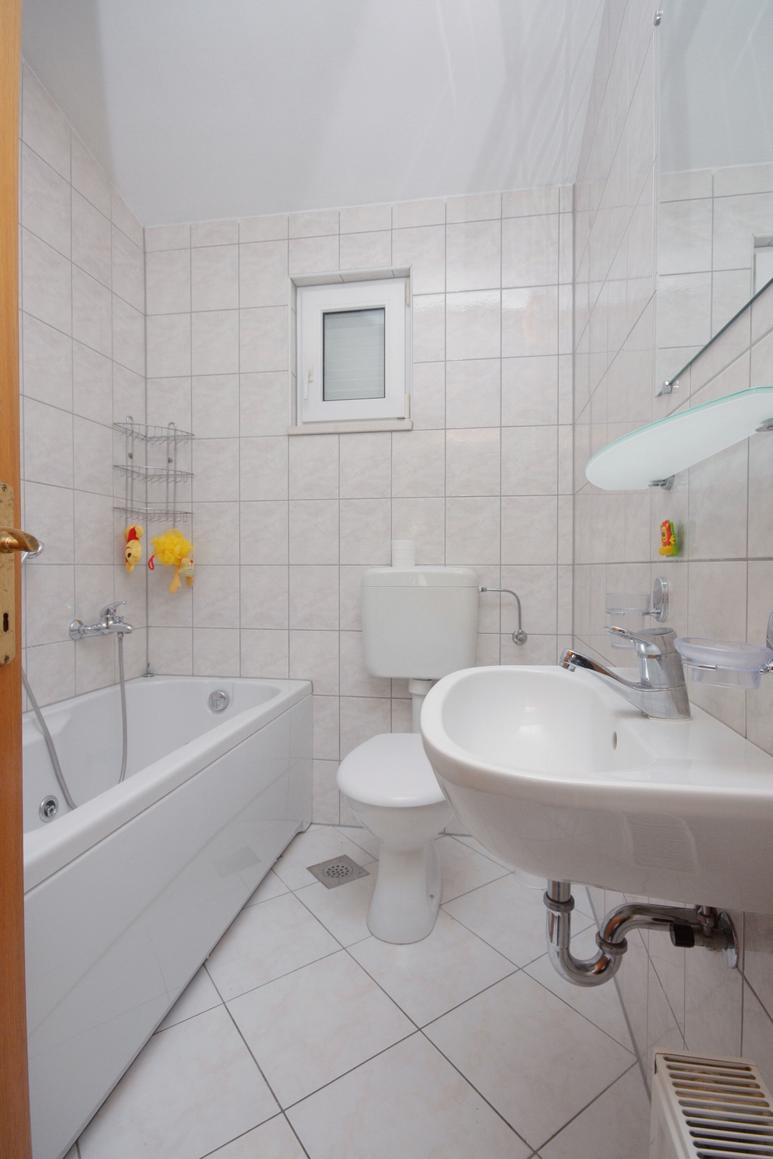 Two bedroom apartment with balcony and sea view Pisak, Omiš  A-e