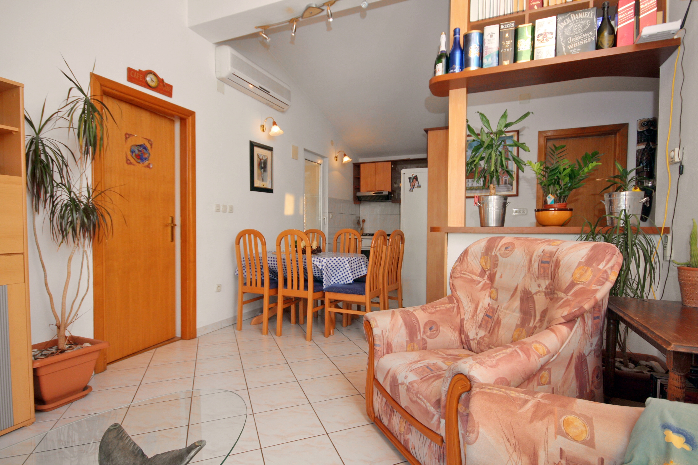 Top Omiš Pisak Top Omiš Pisak