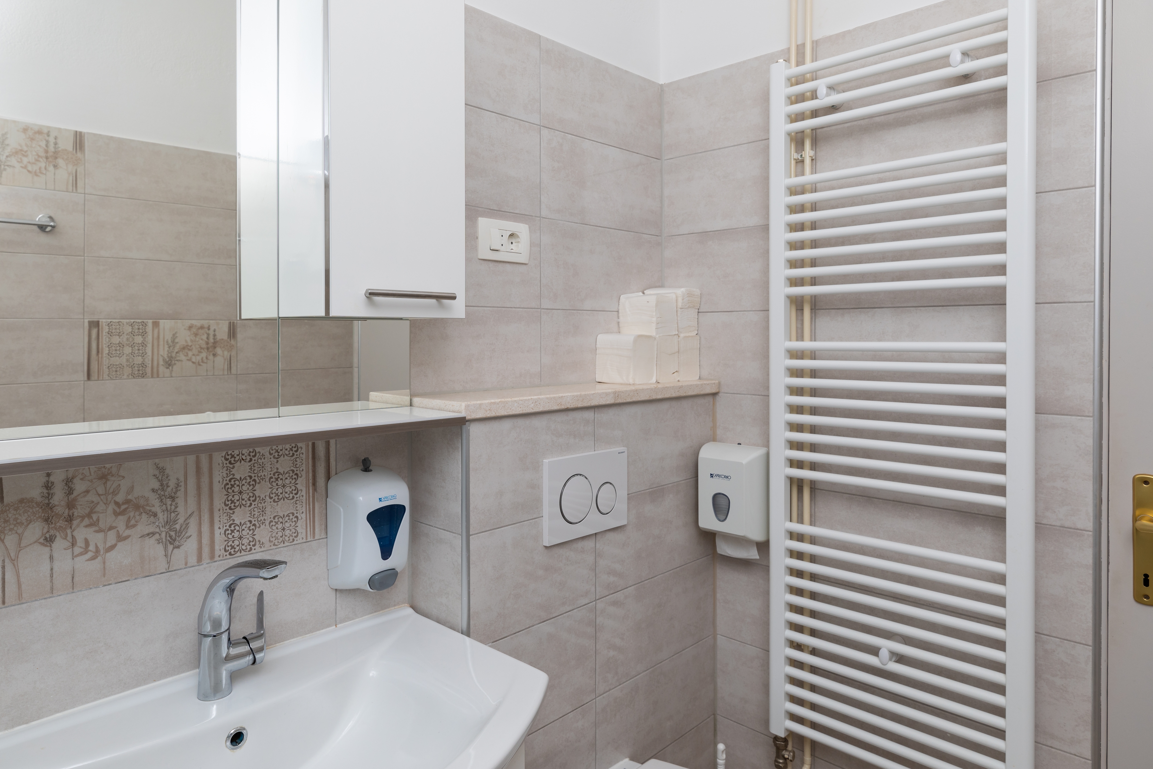 Two bedroom apartment with terrace and sea view Pisak, Omiš  A-f