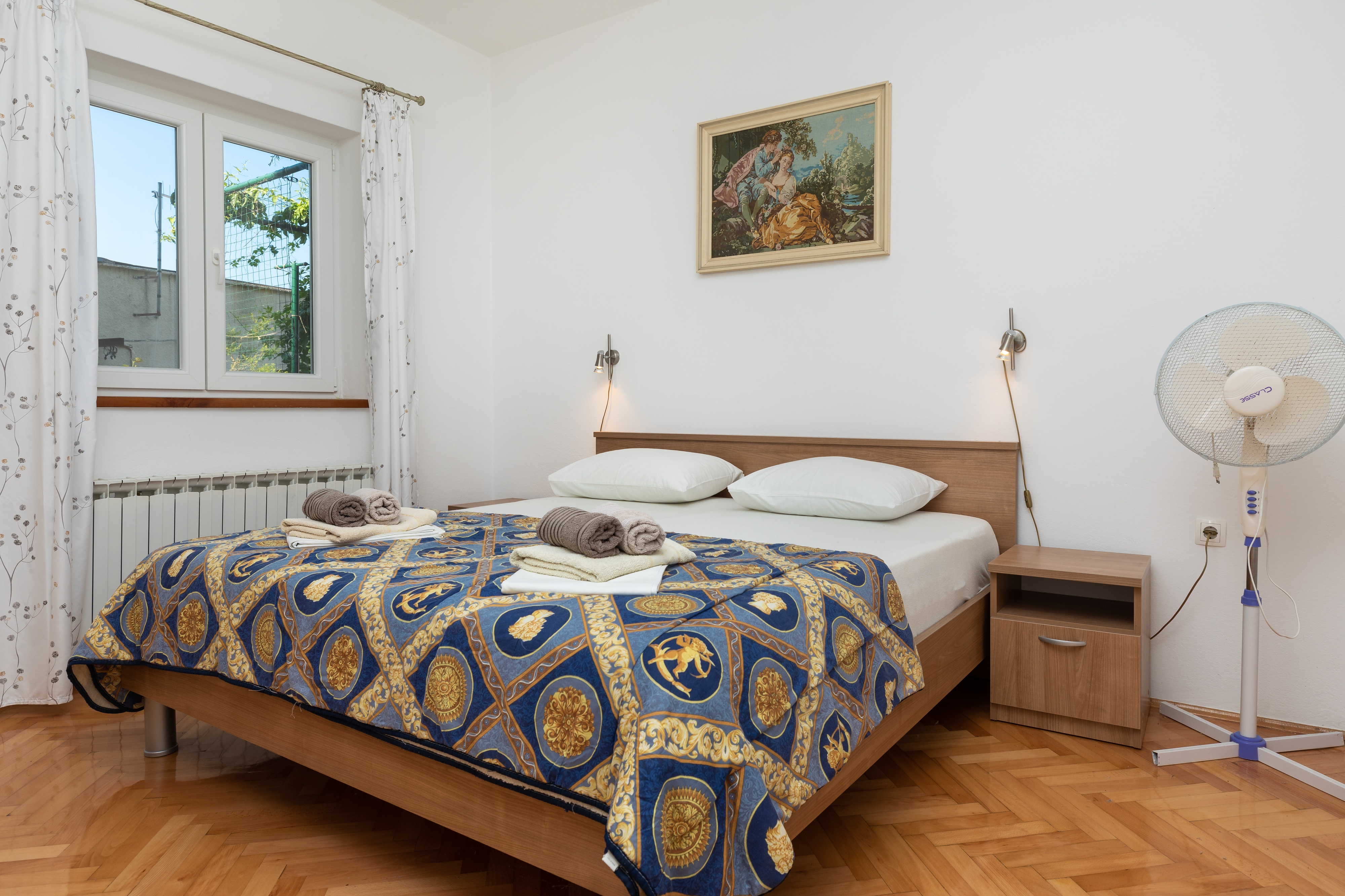 Two bedroom apartment with terrace and sea view Pisak, Omiš  A-f