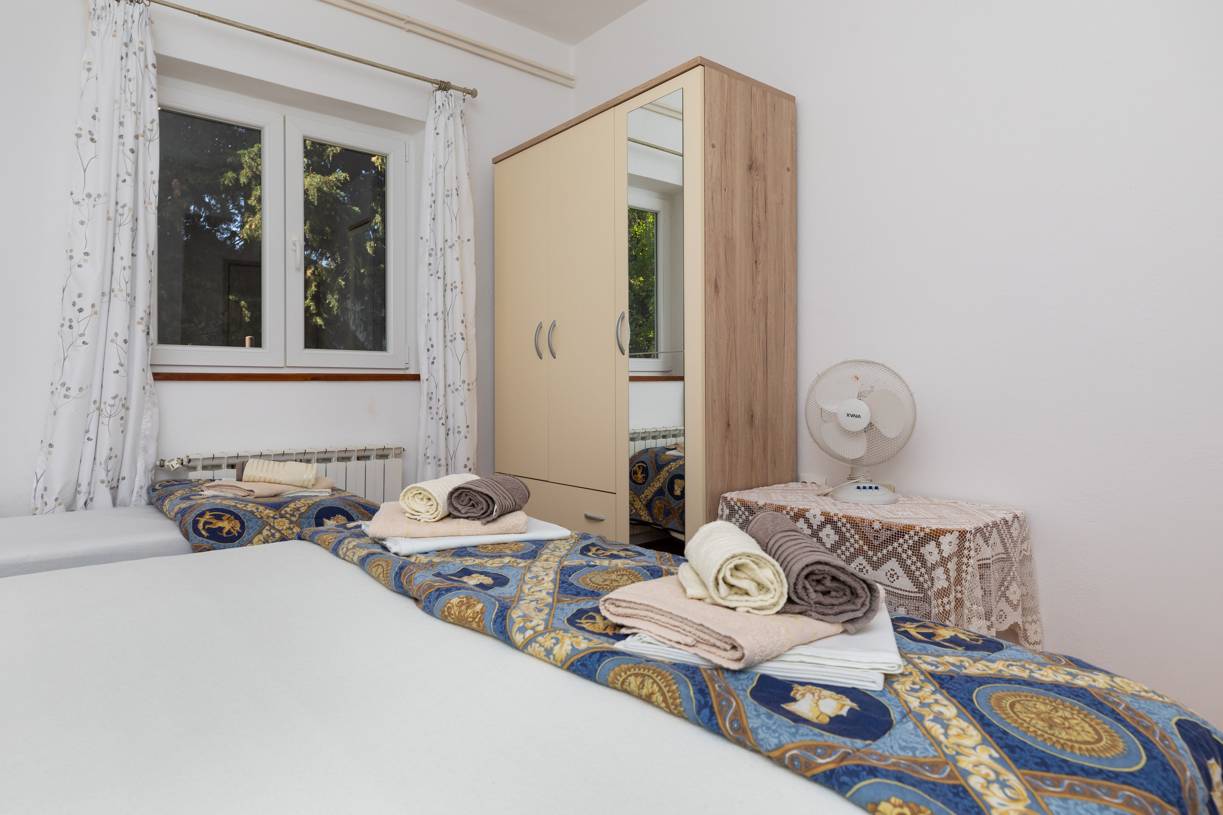 Two bedroom apartment with terrace and sea view Pisak, Omiš  A-f