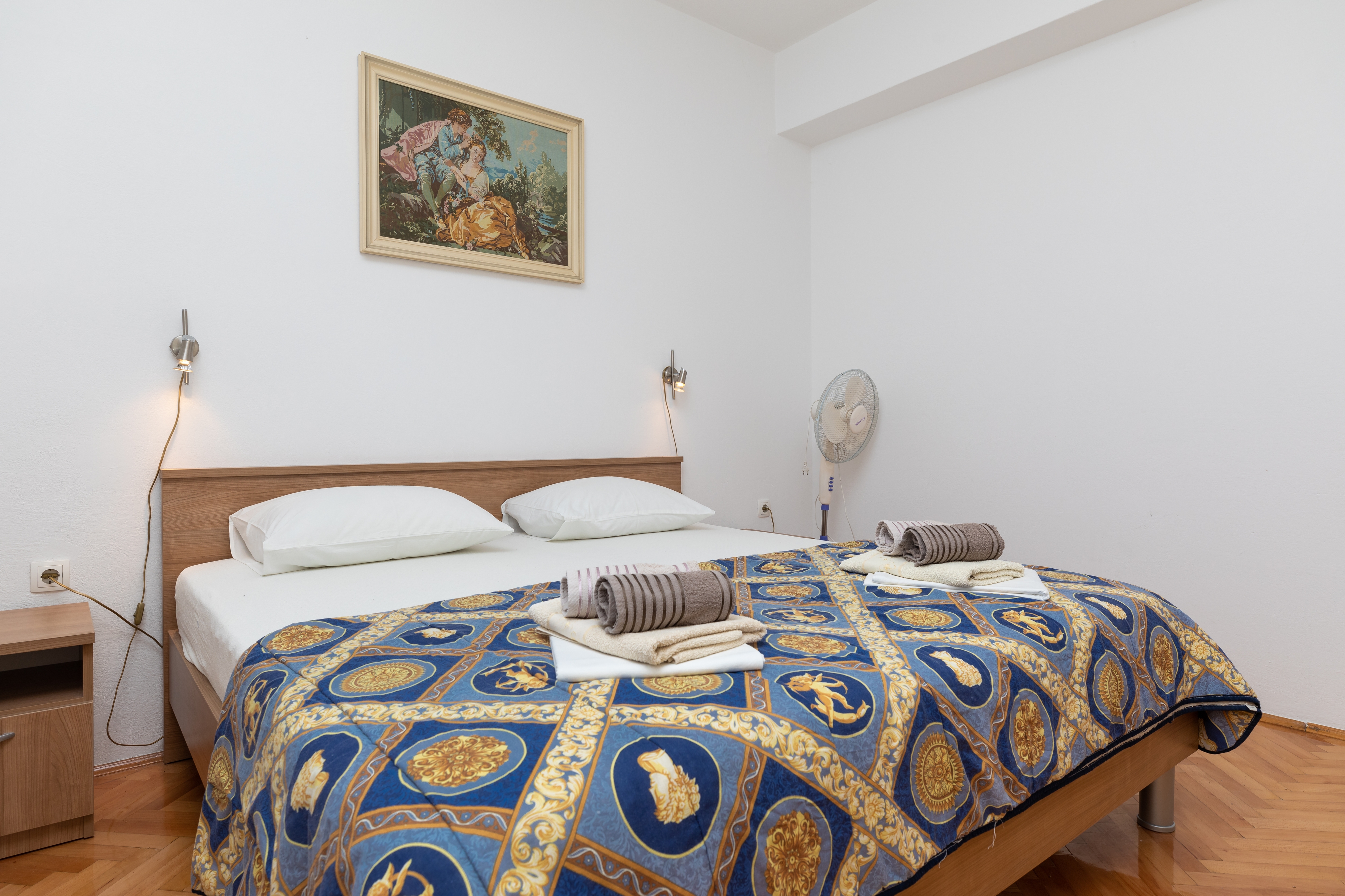 Two bedroom apartment with terrace and sea view Pisak, Omiš  A-f