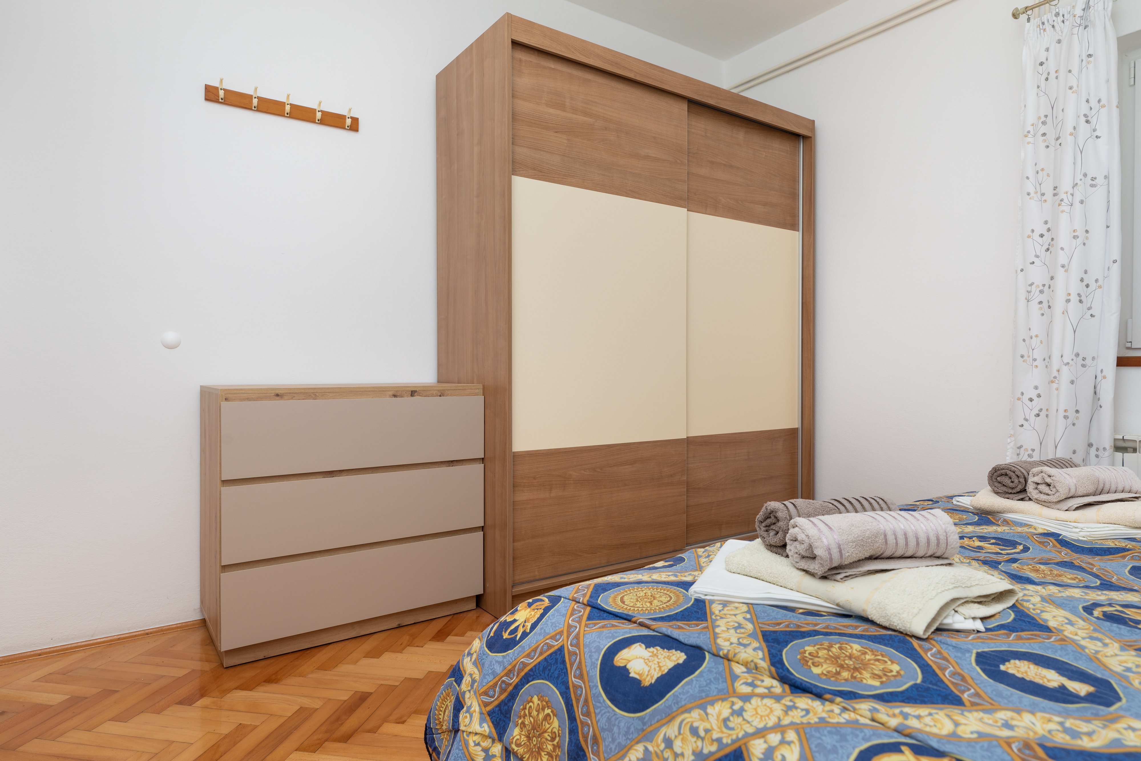 Two bedroom apartment with terrace and sea view Pisak, Omiš  A-f