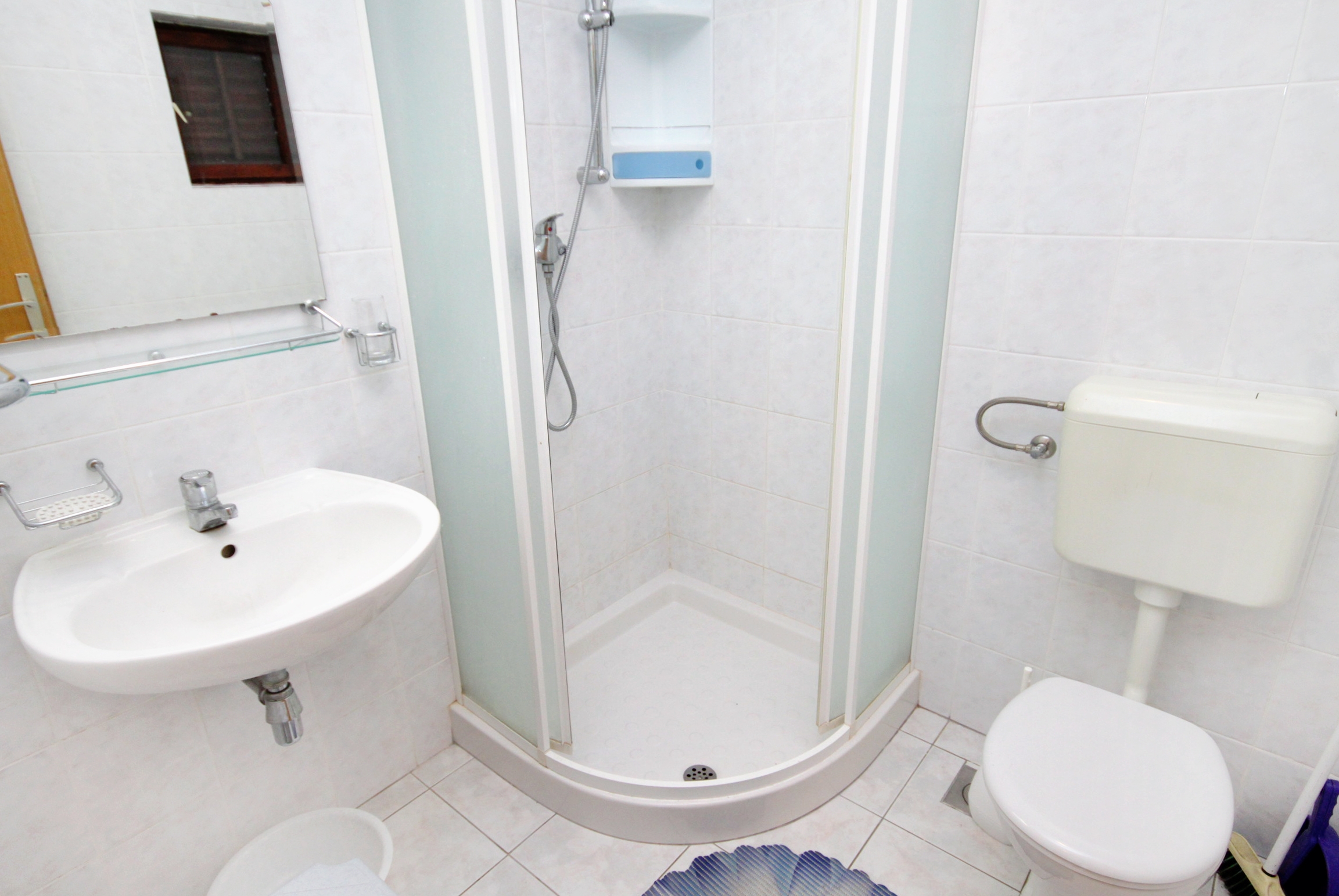 Two bedroom apartment near beach Vinišće, Trogir  A-a