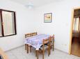 Dining room Vinišće, Dining room in the apartment, WiFi.