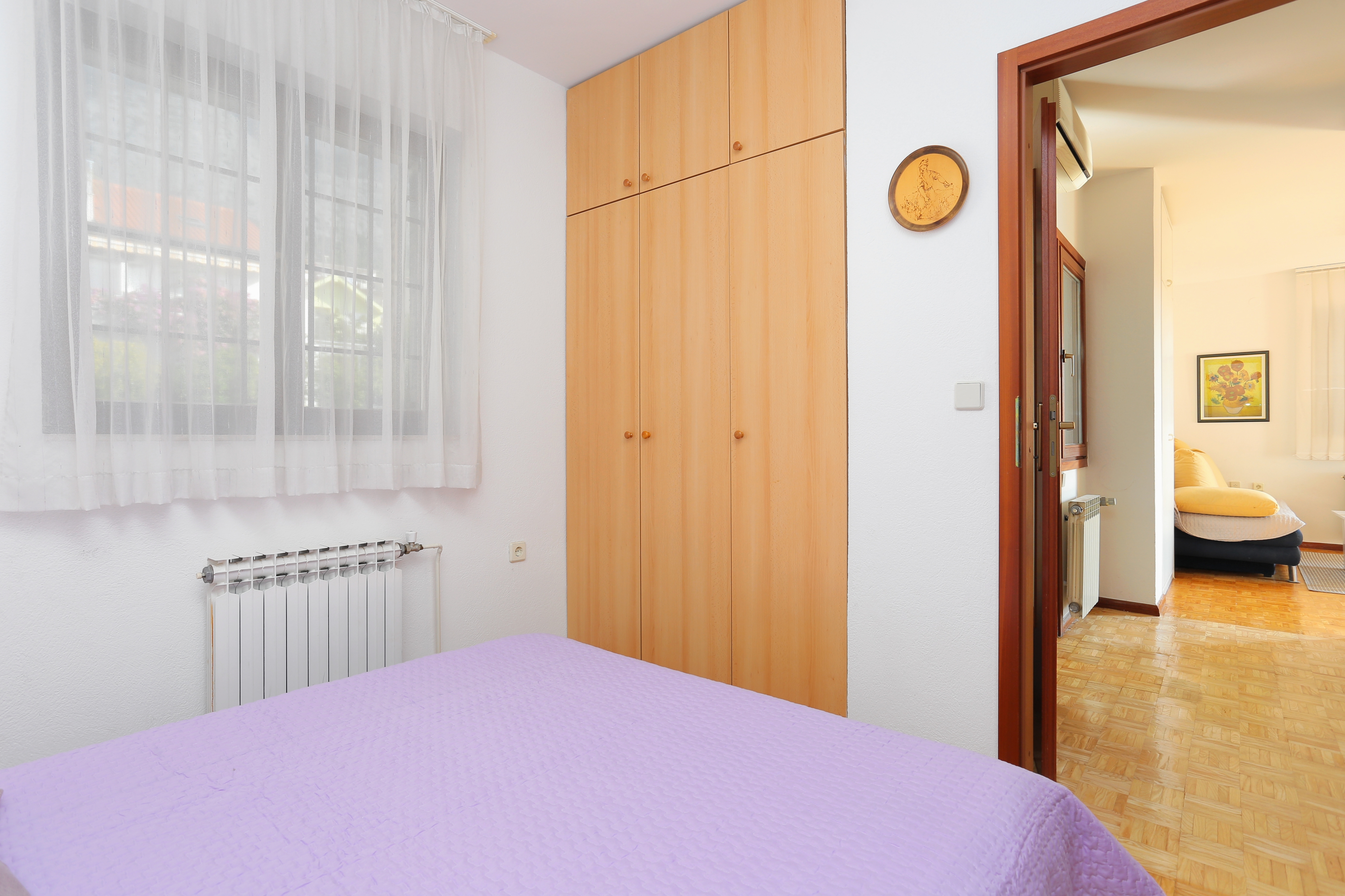 Two bedroom apartment with terrace Makarska  A-a