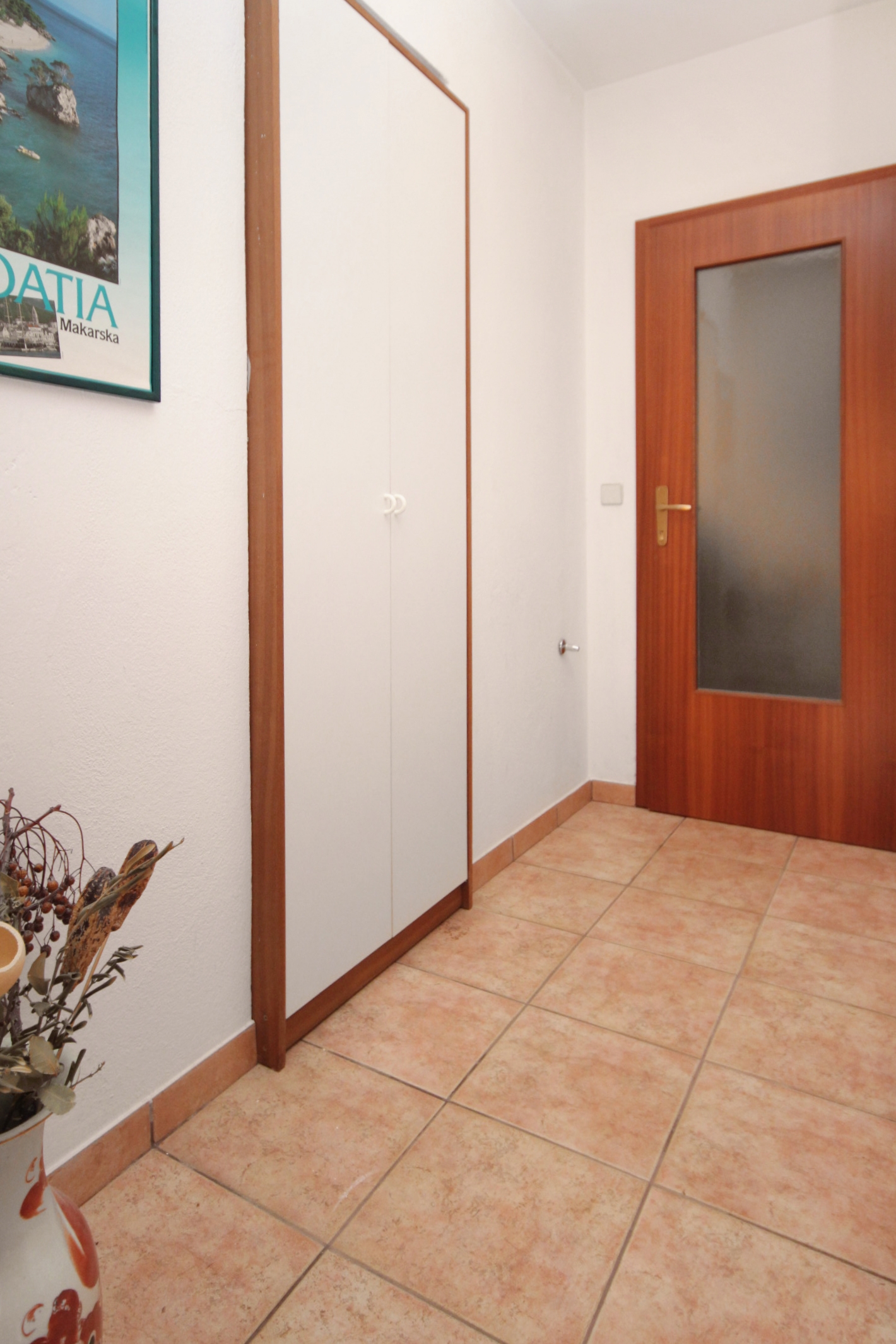 Two bedroom apartment with terrace Makarska  A-a
