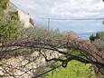 Balkon 2 - pohled Duće, Balkon 2 - pohled v ubytování typu apartment, domácí mazlíčci povoleni a WiFi.
