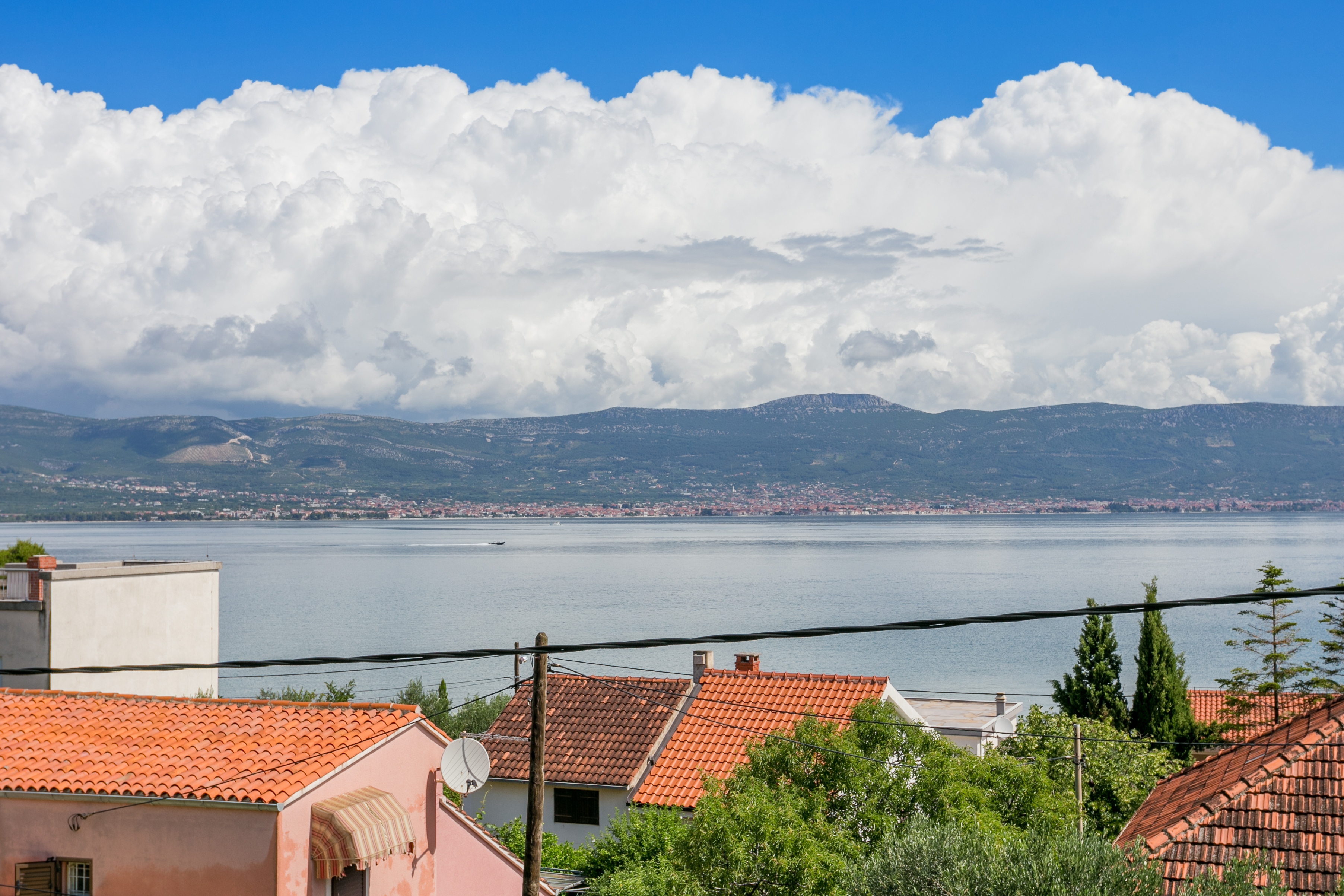One bedroom apartment with balcony and sea view Slatine, Čiovo  A-c