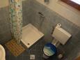 Lokva Rogoznica, Bathroom in the apartment, (pet friendly) and WiFi.