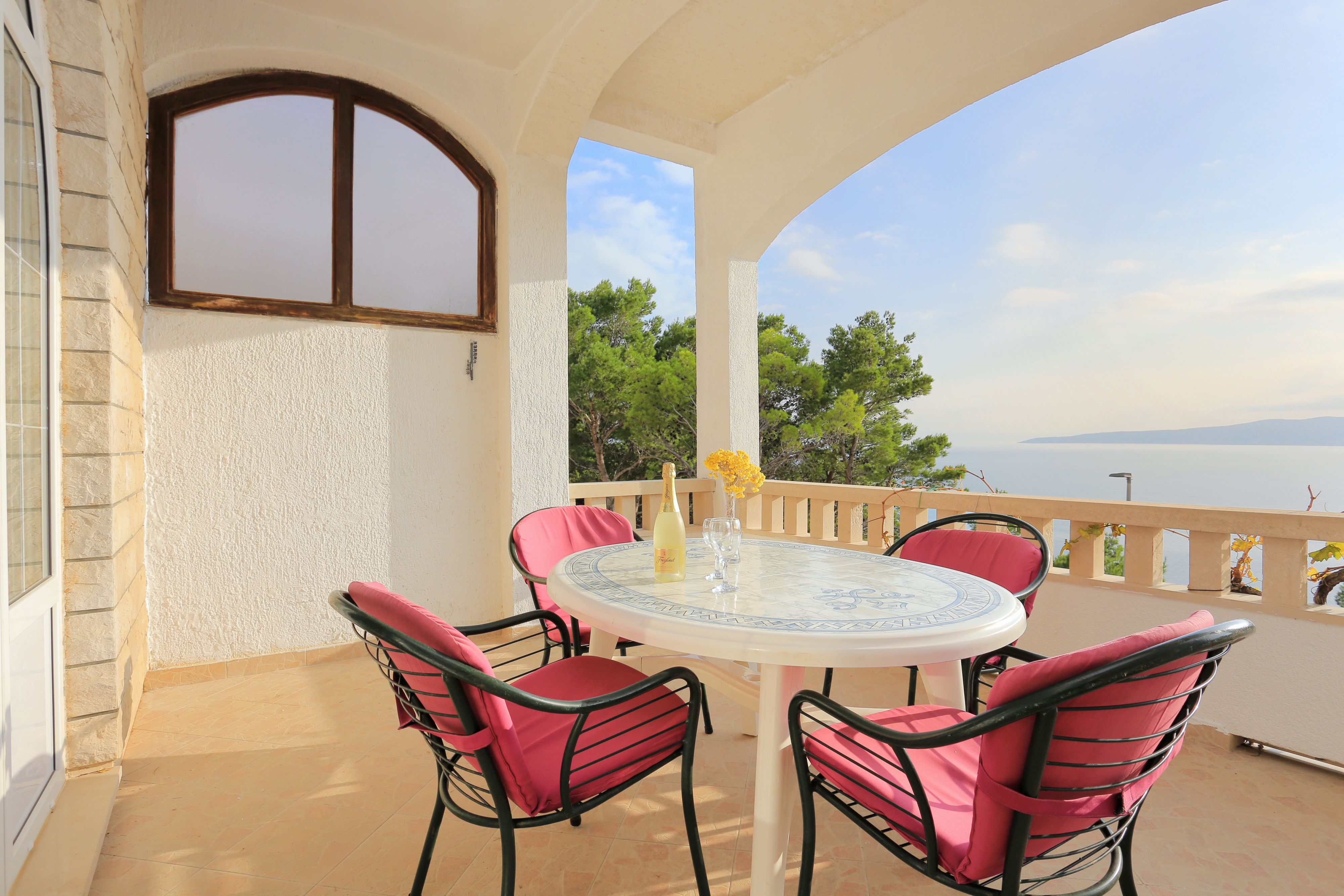 One bedroom apartment with terrace and sea view Brela, Makarska  A-a