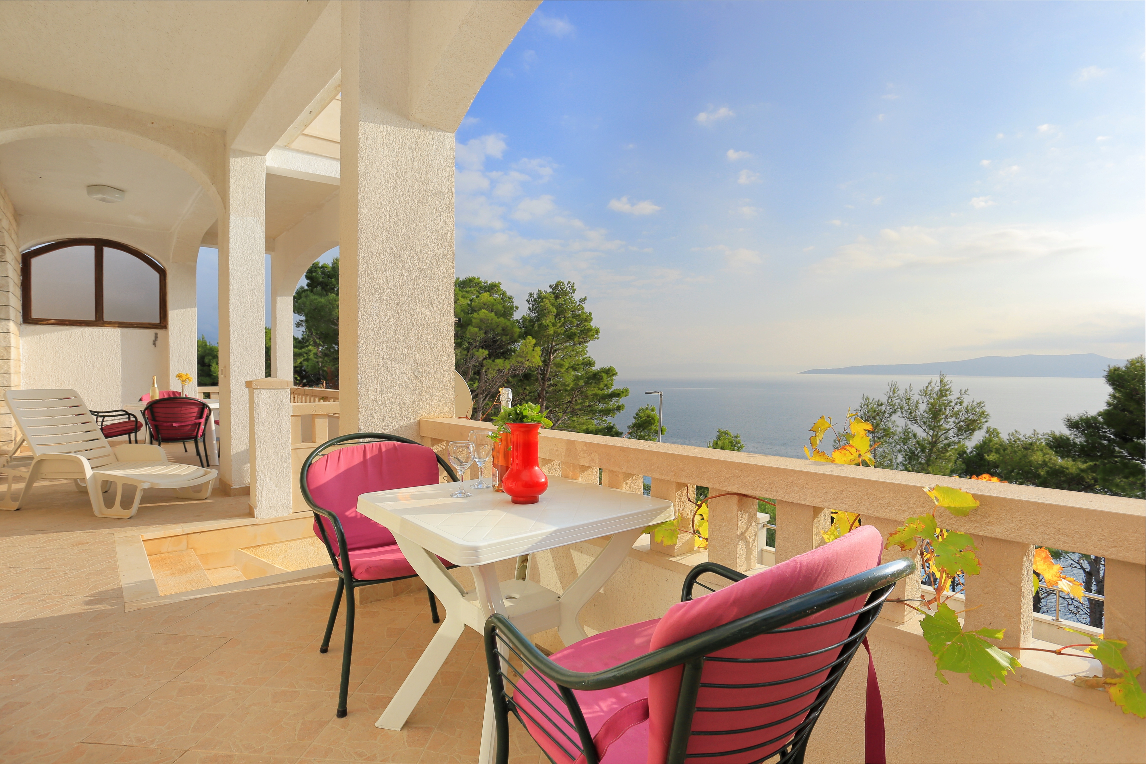 One bedroom apartment with terrace and sea view Brela, Makarska (A-6006-b)