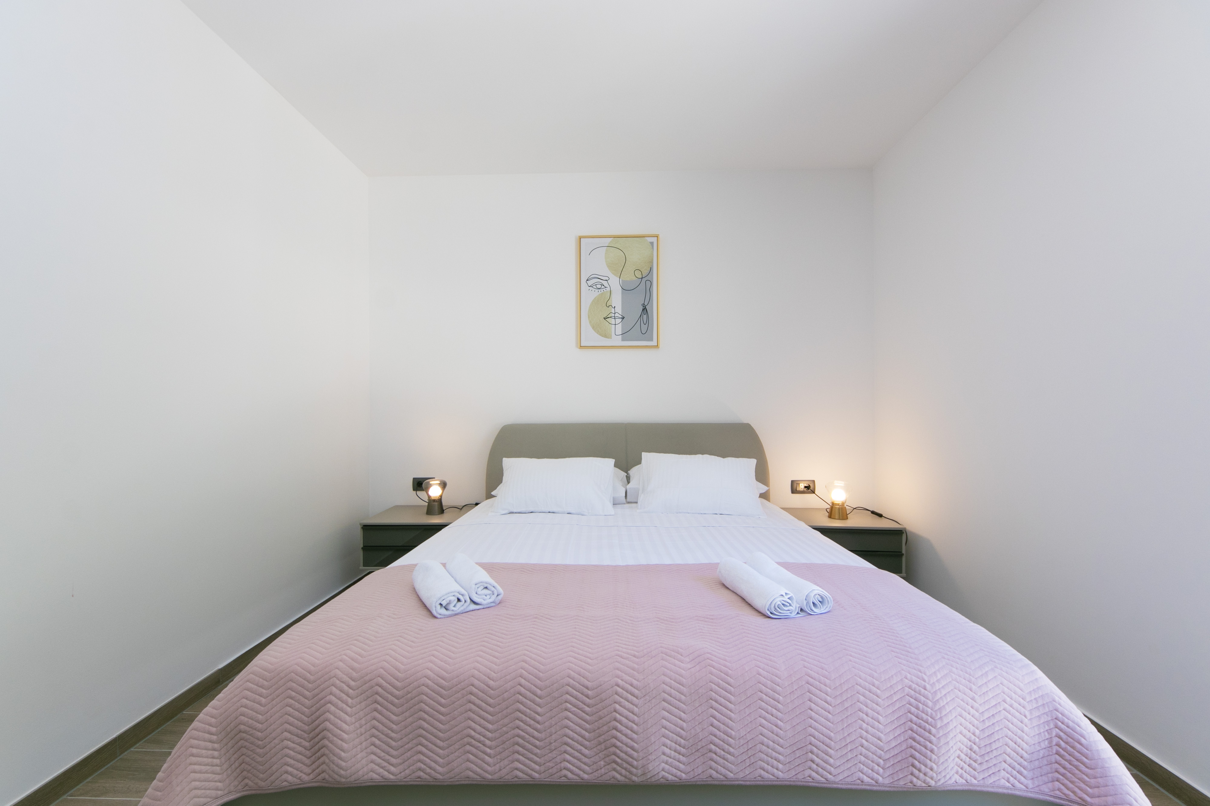 One bedroom apartment near beach Brela, Makarska (A-6007-i)