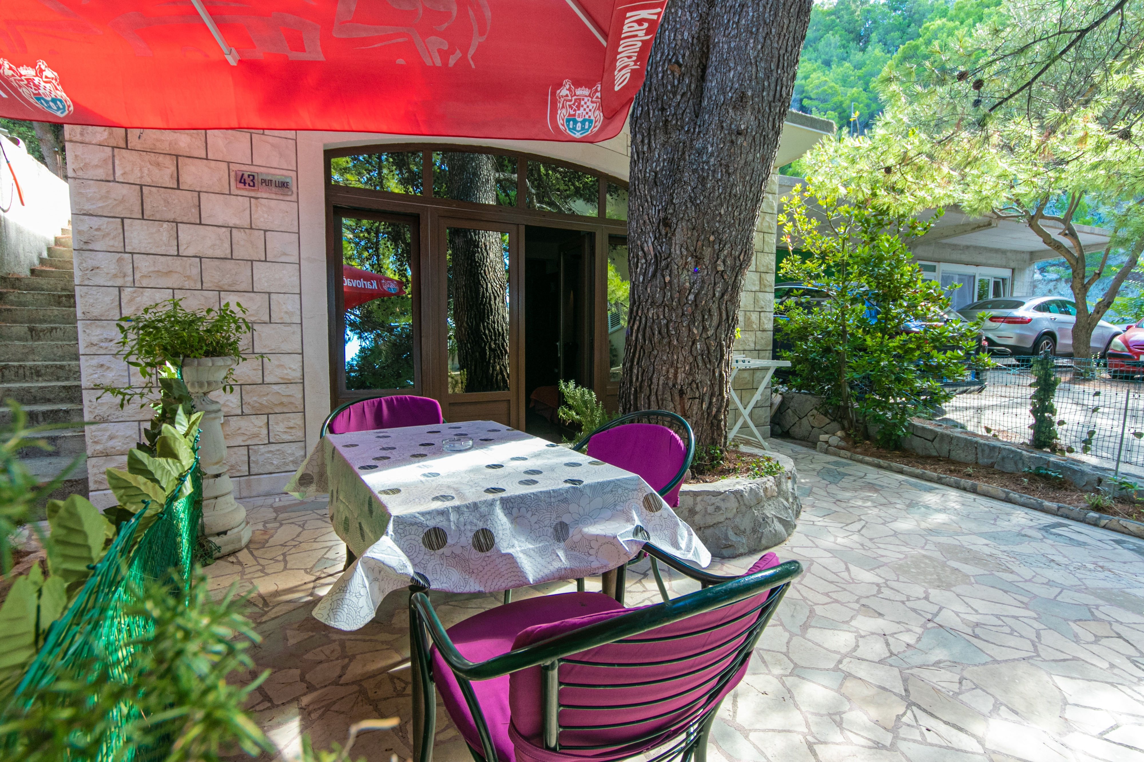 Studio flat near beach Brela, Makarska  AS-a