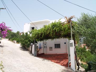Poljica, Trogir, Objekt 6019 - Ferienwohnungen nah am Meer am Kieselstränden.