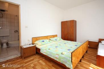 Bedroom Saplunara, Bedroom in the room, dopusteni kucni ljubimci.