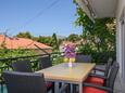 Terrace Trogir, Terrace in the apartment, with a sea view and WiFi.