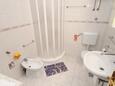 Ванная комната Trogir, Ванная комната в размещении типа apartment, WiFi.