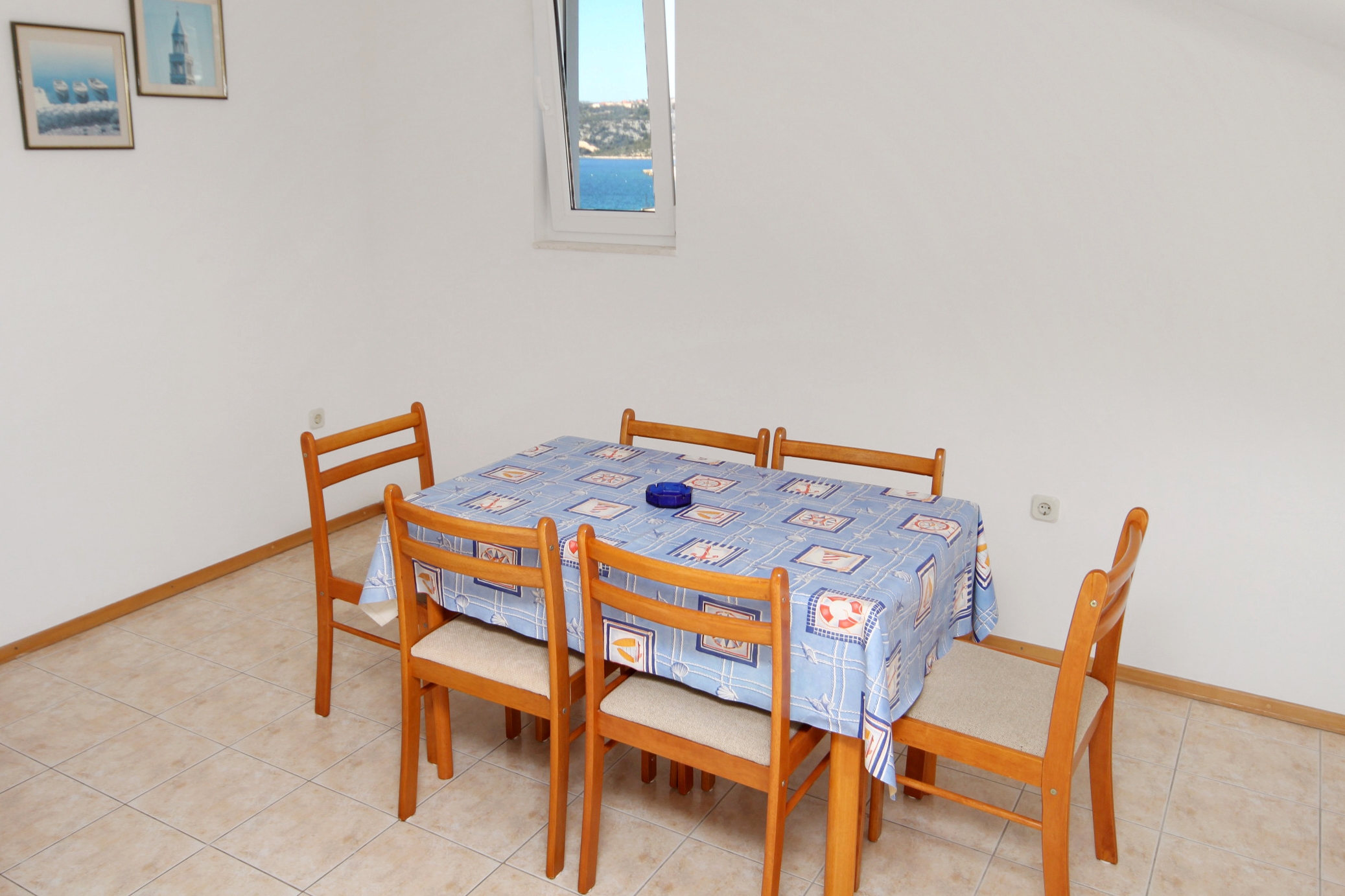 Three bedroom apartment with terrace and sea view Sevid, Trogir (A-6024-a)