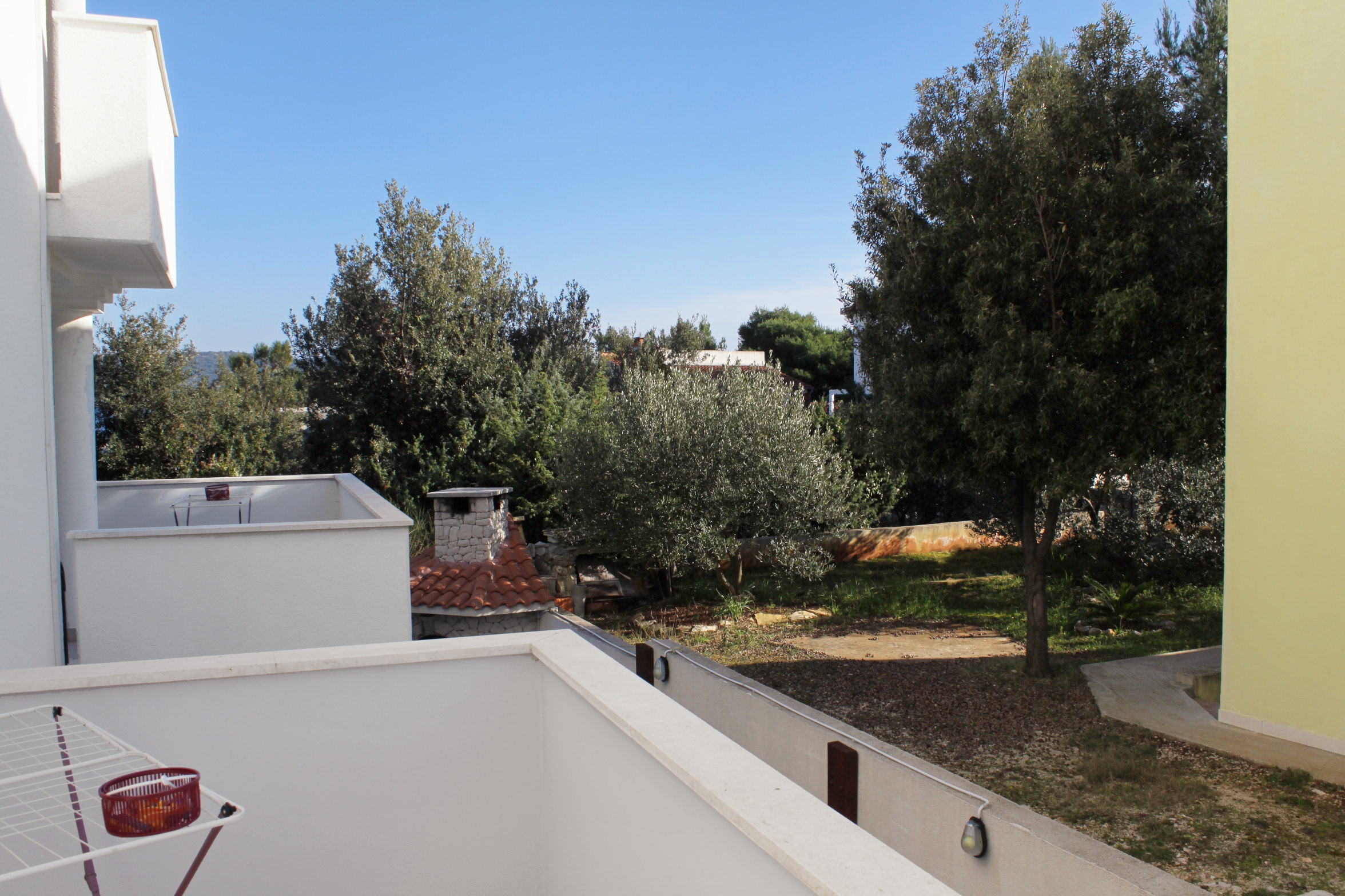 One bedroom apartment with terrace Sevid, Trogir (A-6024-g)