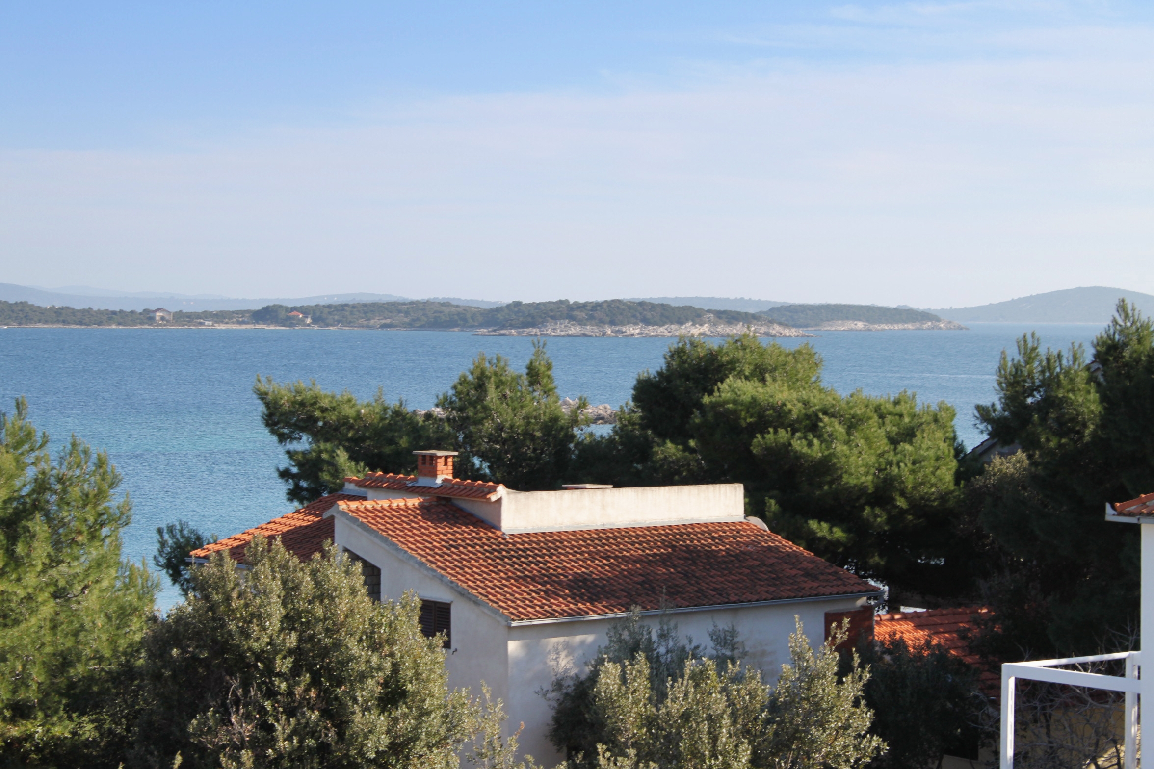 Studio flat with terrace and sea view Sevid, Trogir (AS-6024-a)