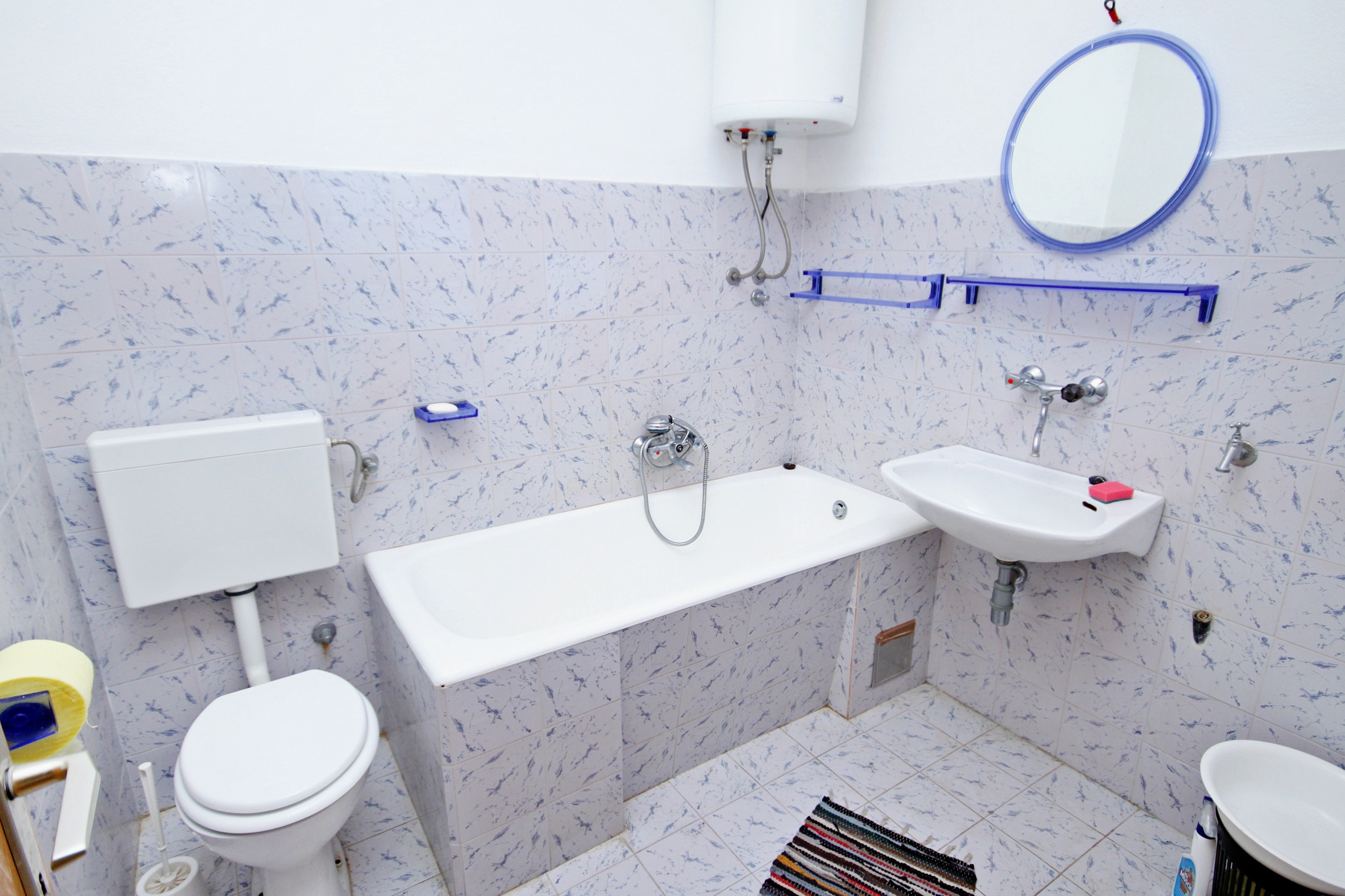 Three bedroom apartment with terrace Supetar, Brač  A-a
