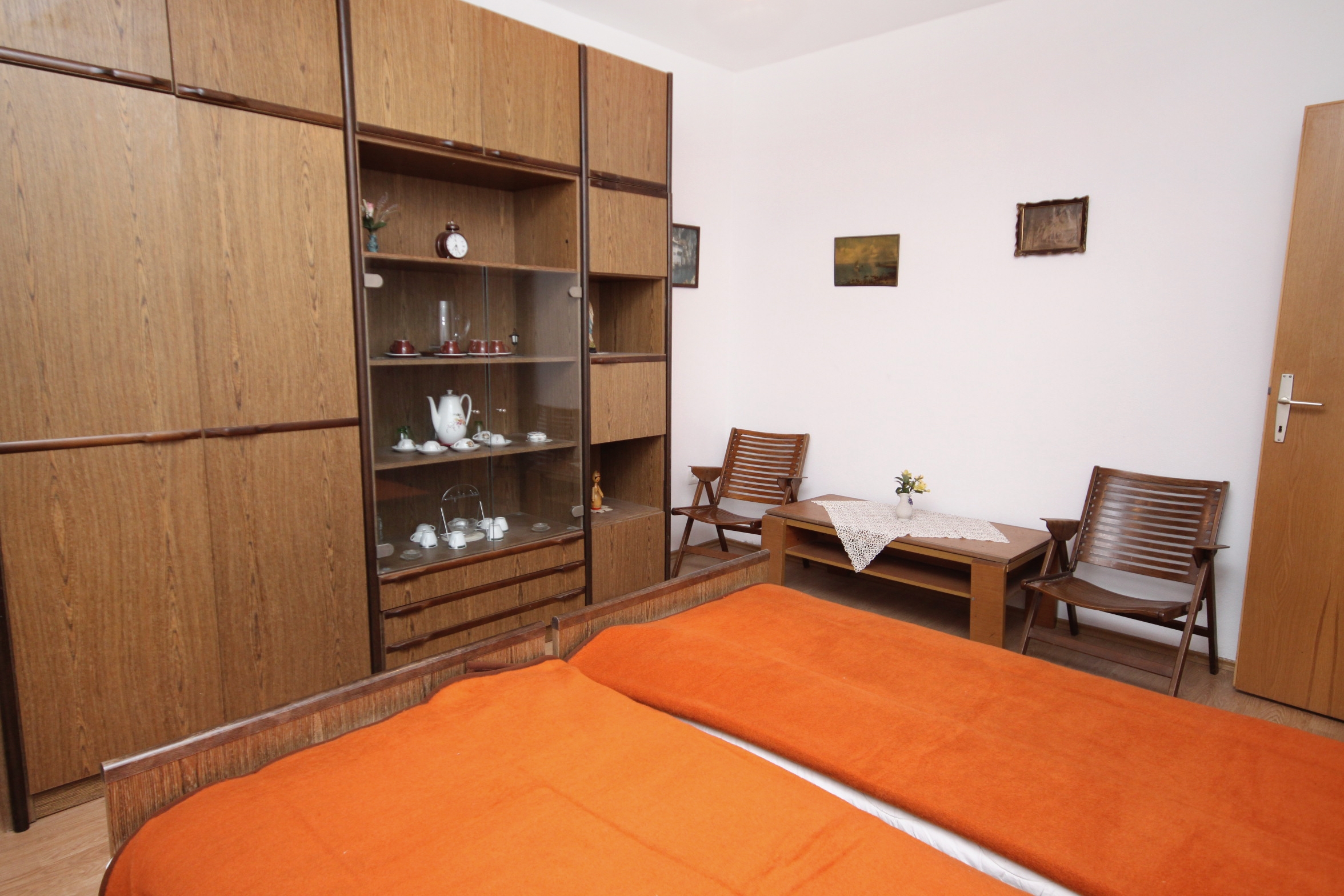 Three bedroom apartment with terrace Supetar, Brač  A-a