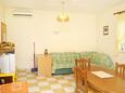 Living room Supetar, Living room in the apartment, dostupna klima i WIFI.