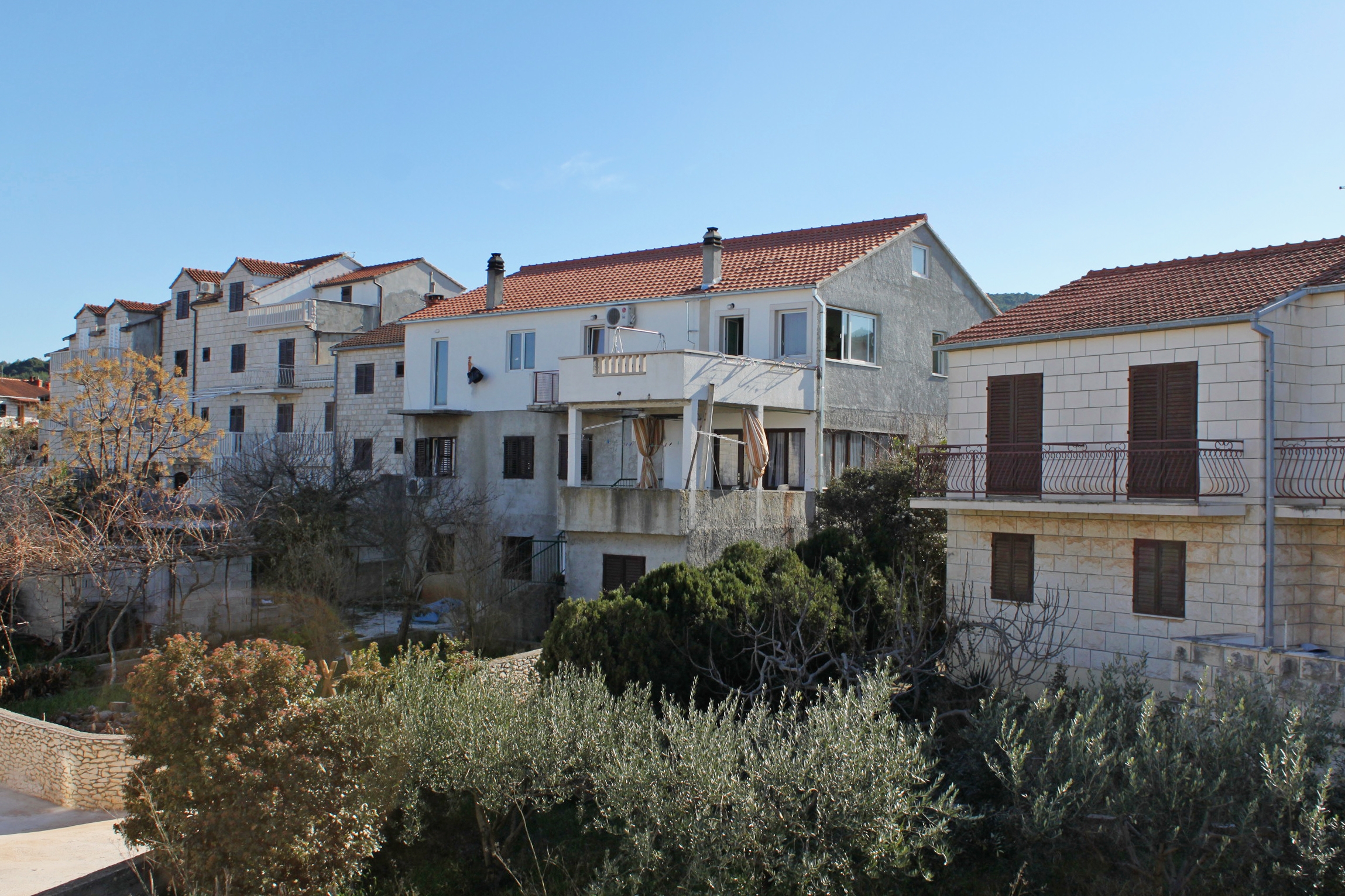 Four bedroom apartment with terrace and sea view Supetar, Brač  A-a