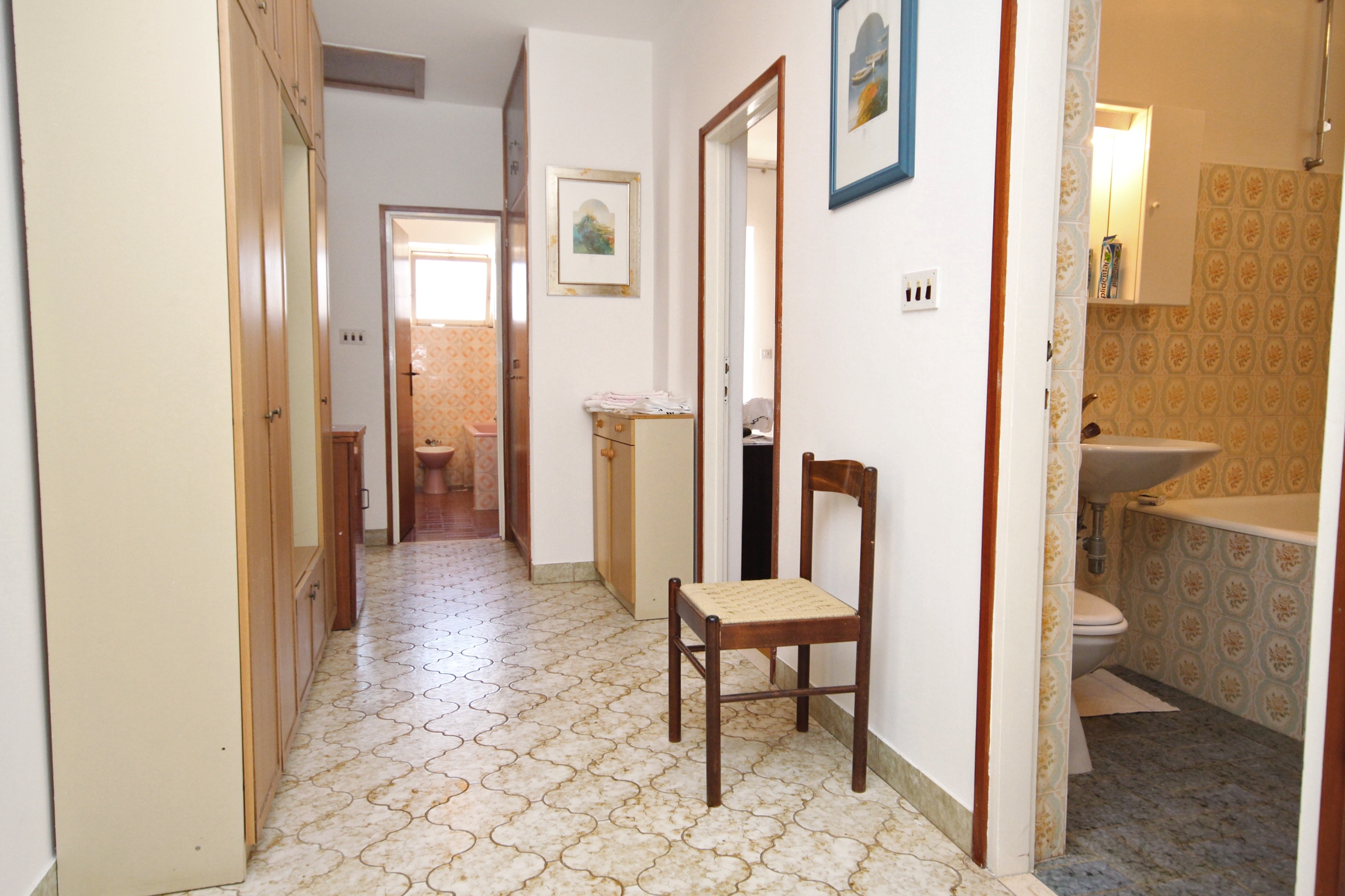 Four bedroom apartment with terrace and sea view Supetar, Brač  A-a
