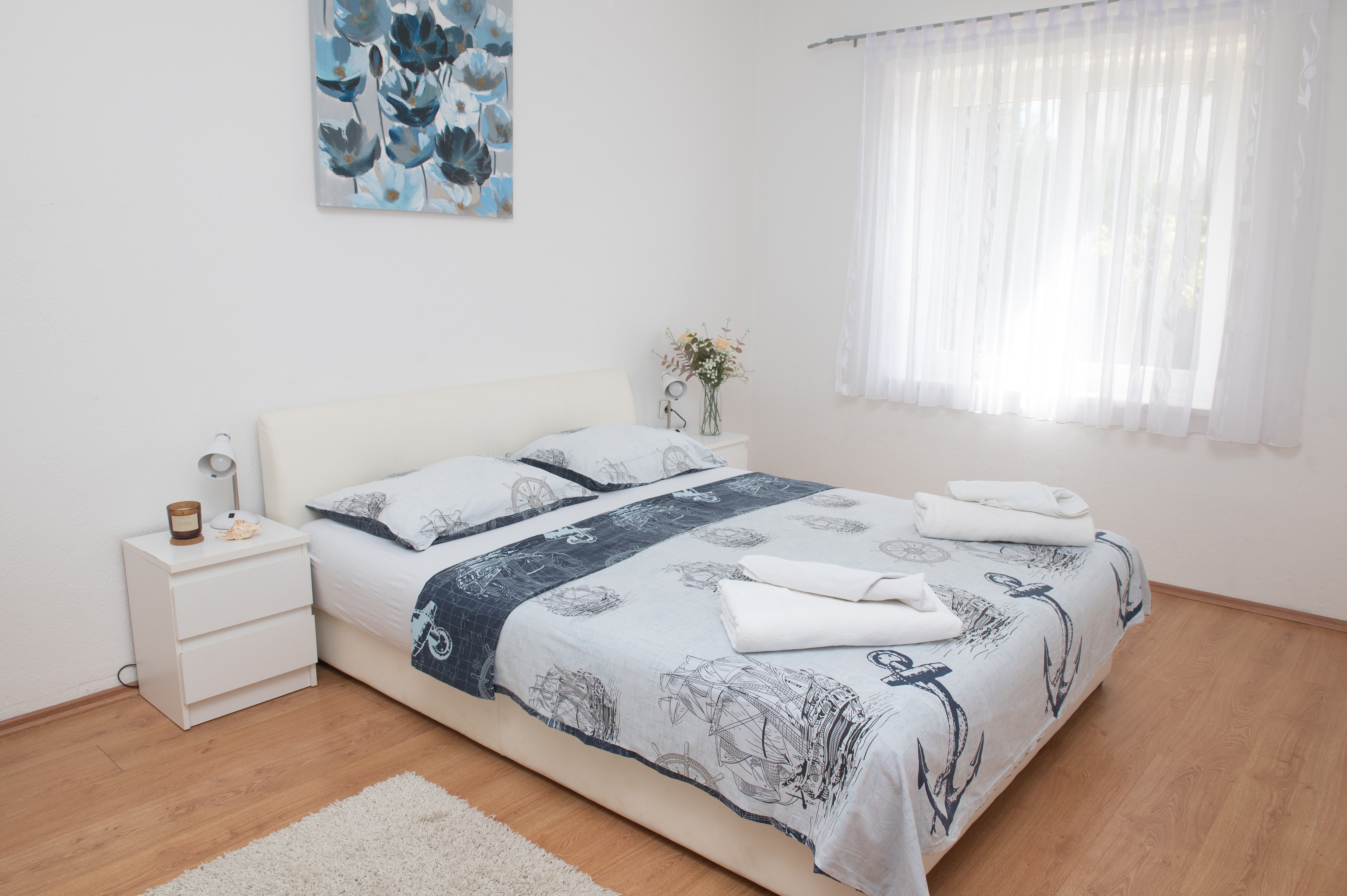 Comfortable and spacious house with terrace and sea view Podstrana, Split  K