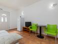Dining room Podaca, Dining room in the apartment, air condition available and WiFi.